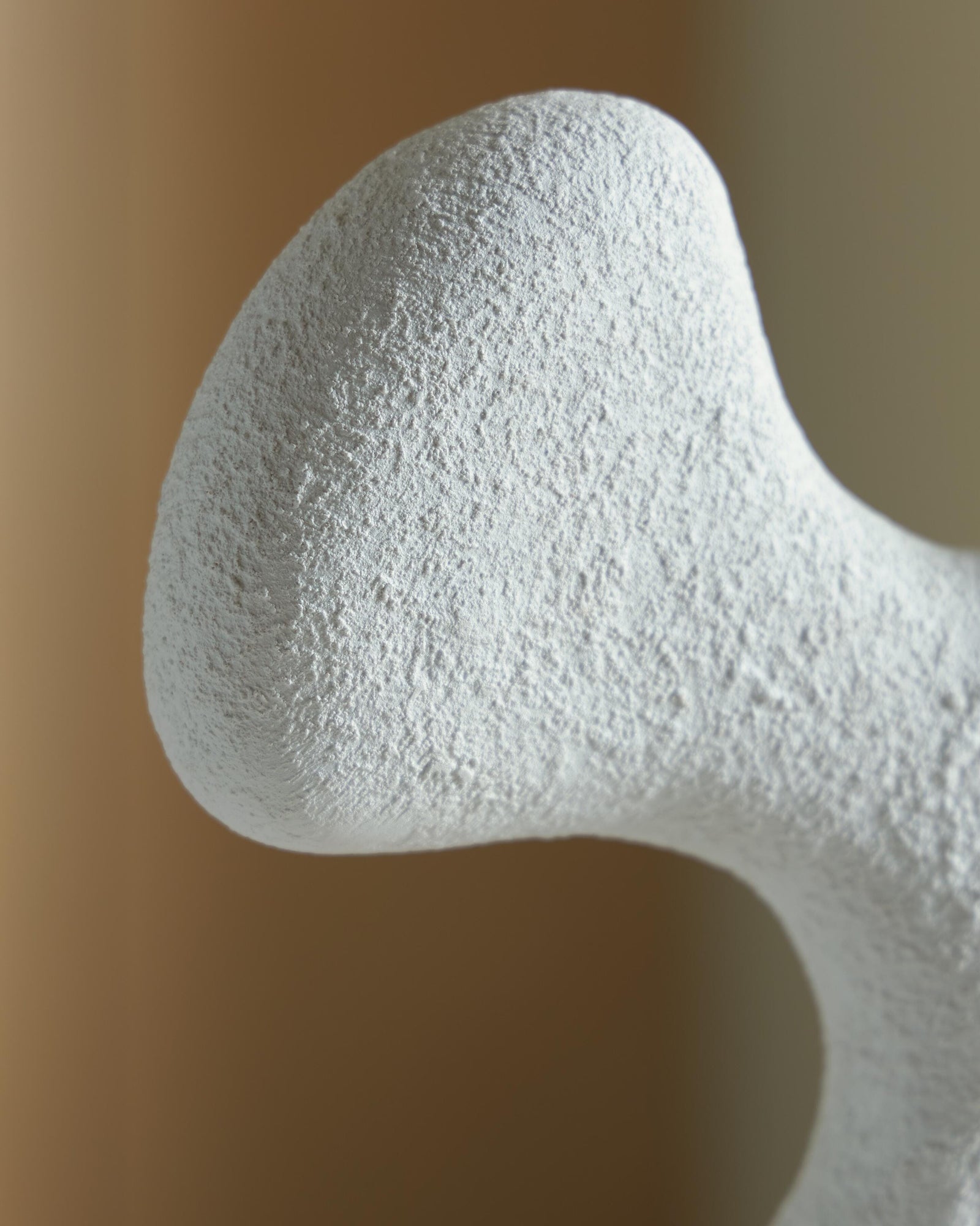 Lavarsen Sculpture (A2000839-SI) - Image 4
