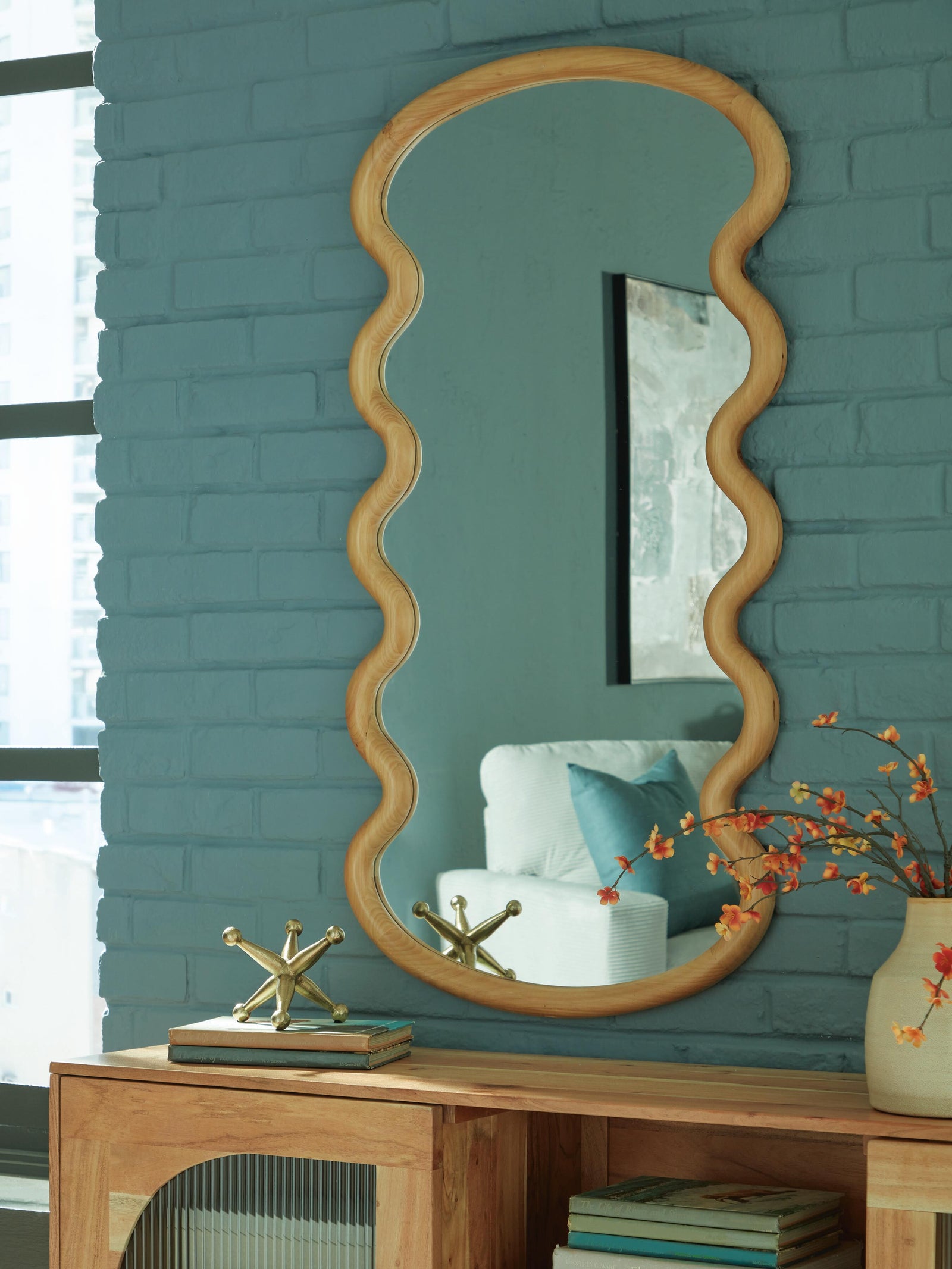 Serendis Accent Mirror (A8010412-SI) - Image 2
