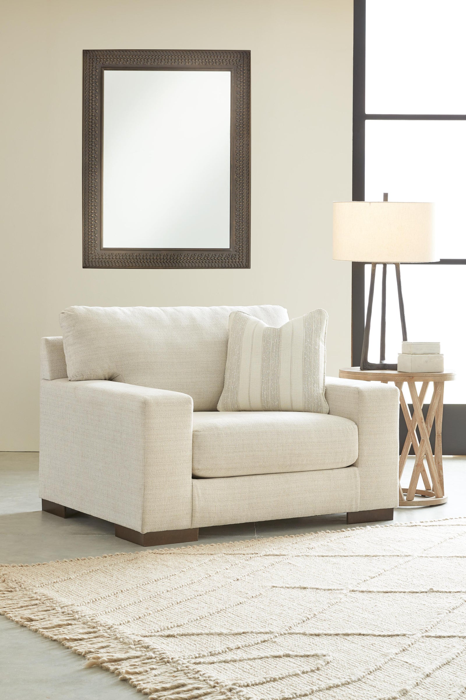 Maggie Oversized Chair (52003-SI) - Image 5