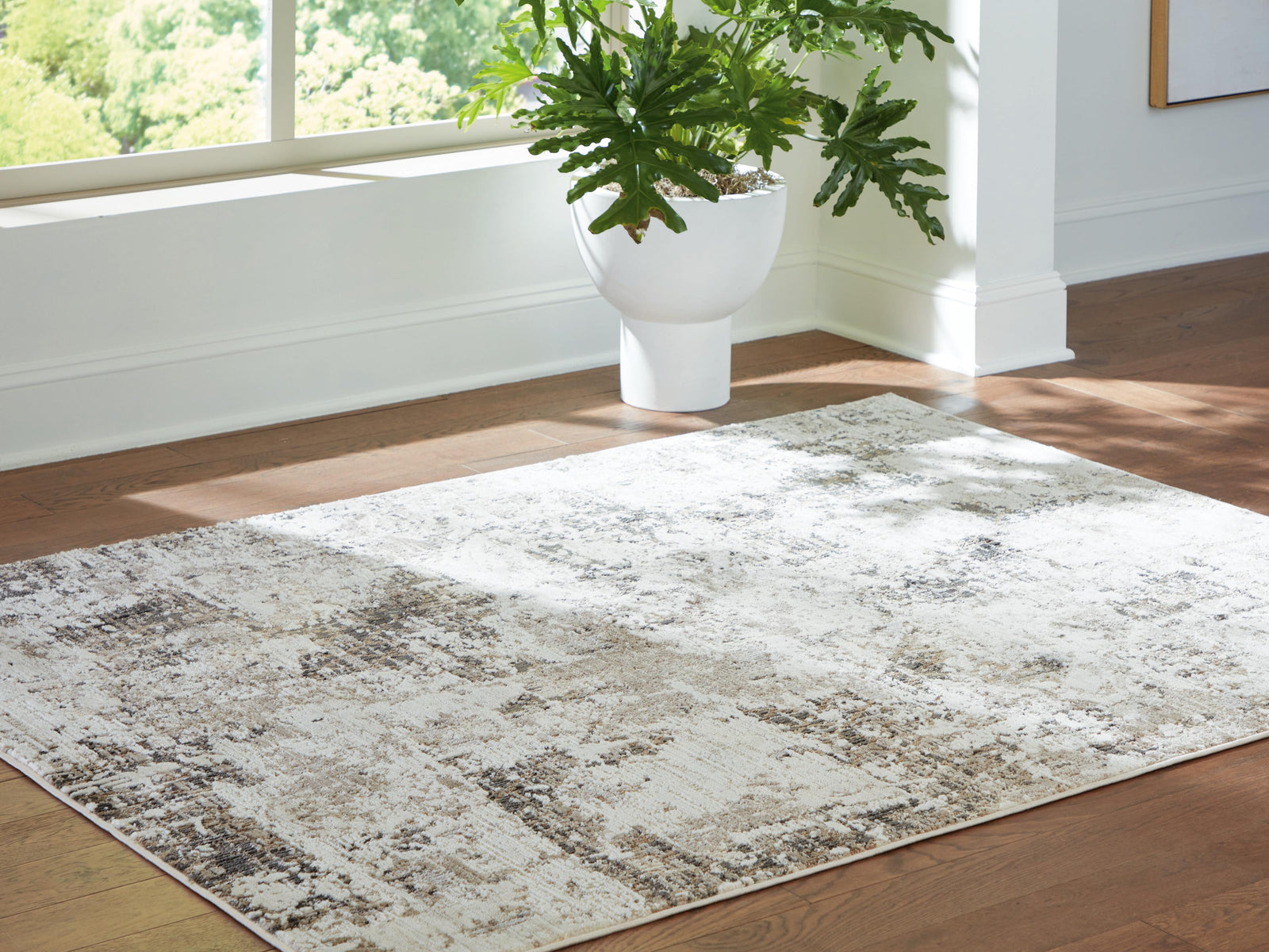 Barricland Large Rug (R40828-SI) - Image 4