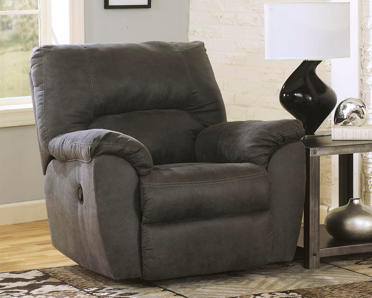 Tambo Recliner (27801-SI) - Image 3