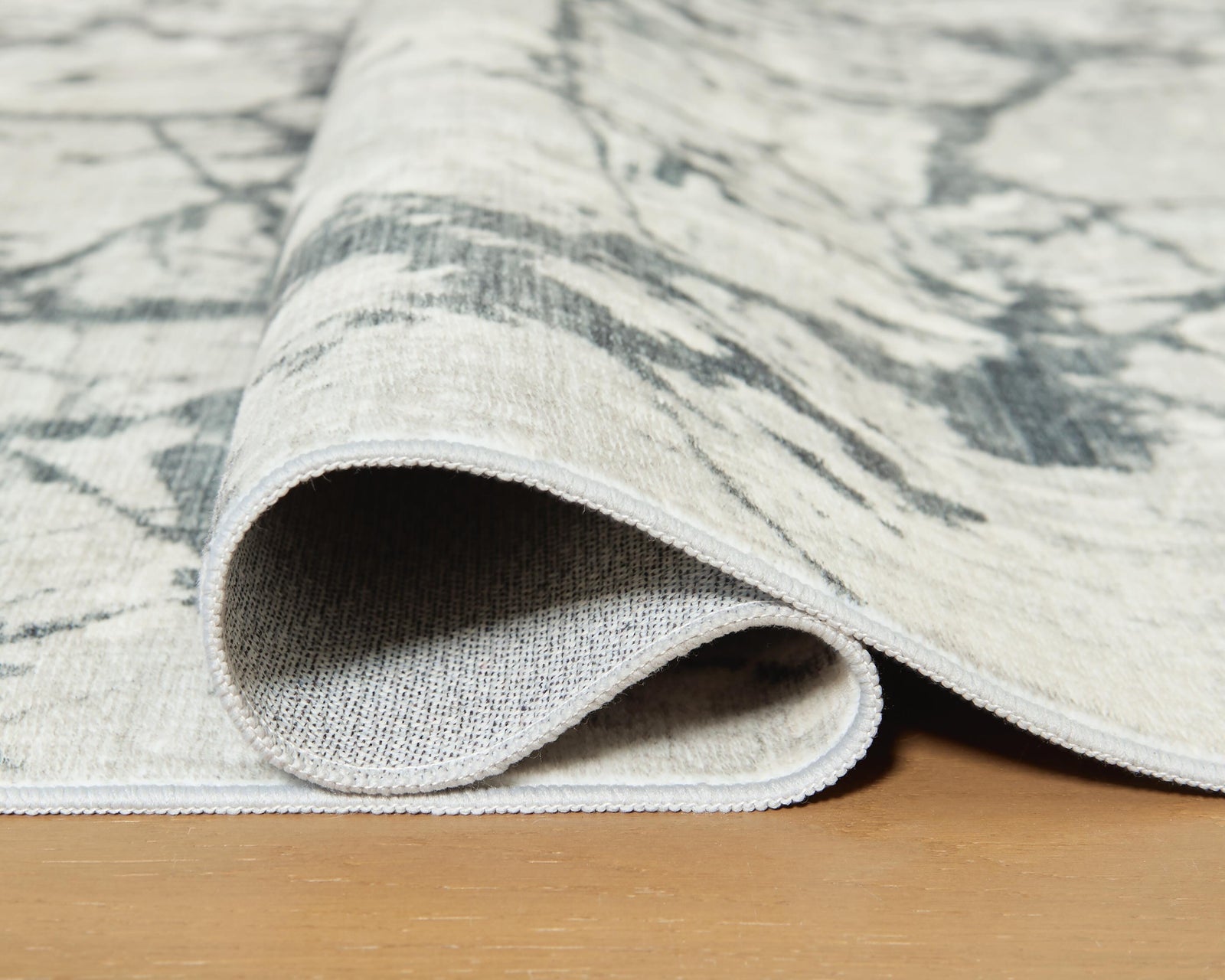 Tobinbury Washable 8 x 10 Area Rug (R40742-SI) - Image 4