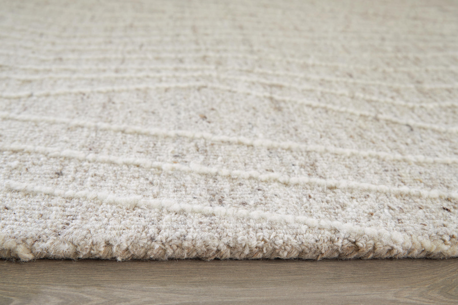 Varahill 5 x 7 Rug (R40693-SI) - Image 3