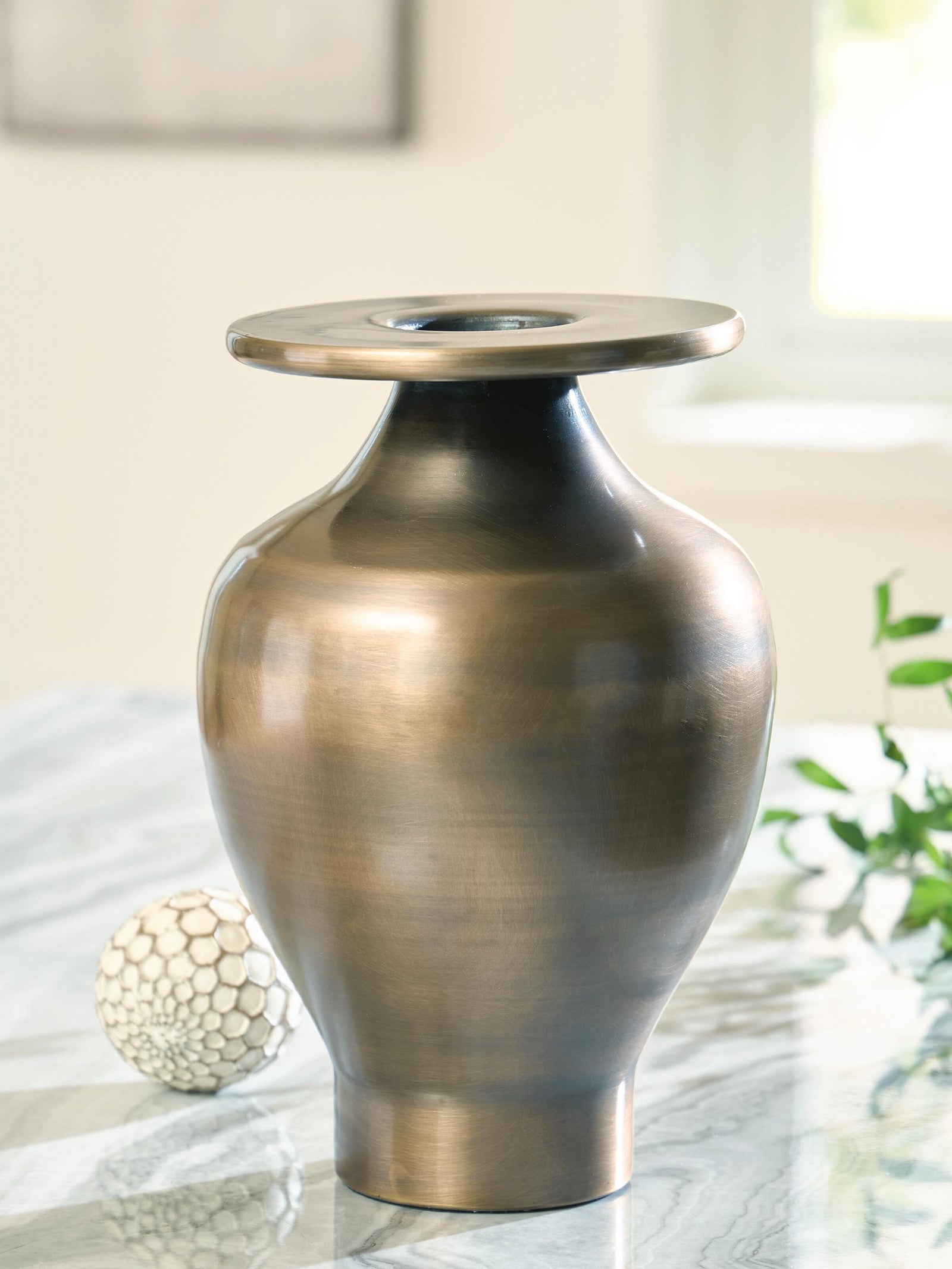 Fedorleigh Vase (A2000894-SI) - Image 2