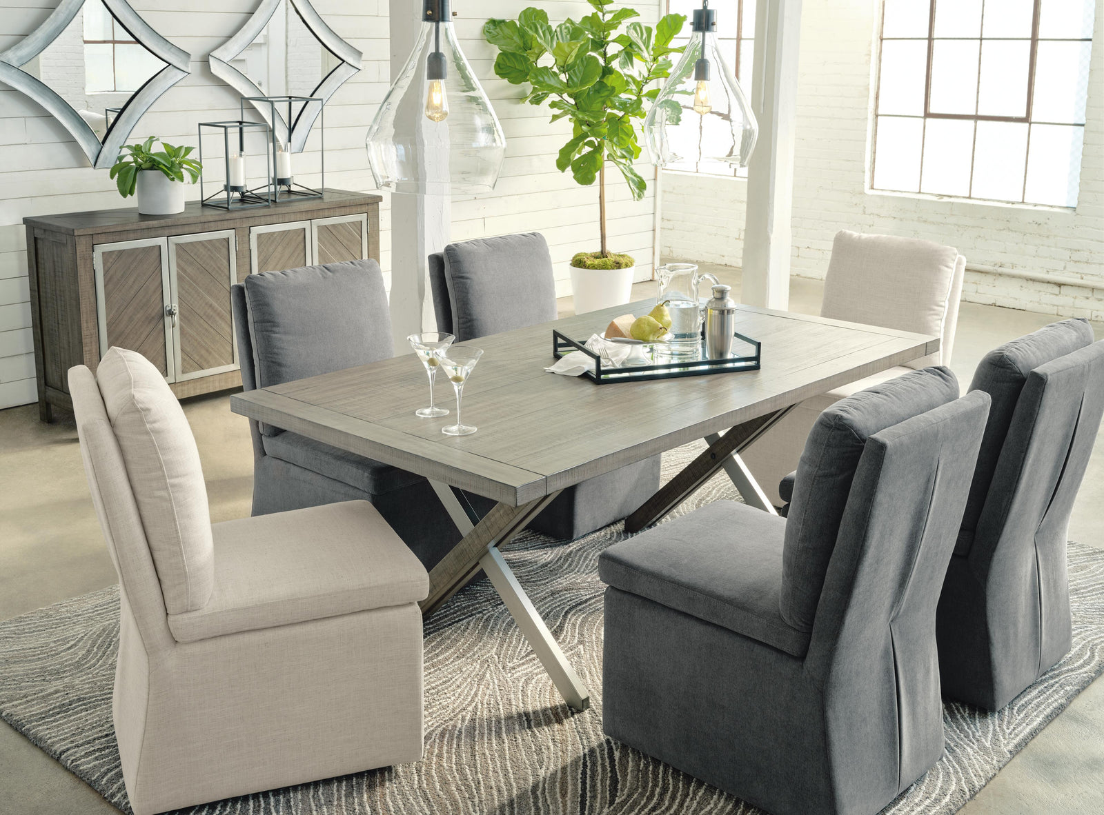 Krystanza Dining Table (D766-SI) - Image 5