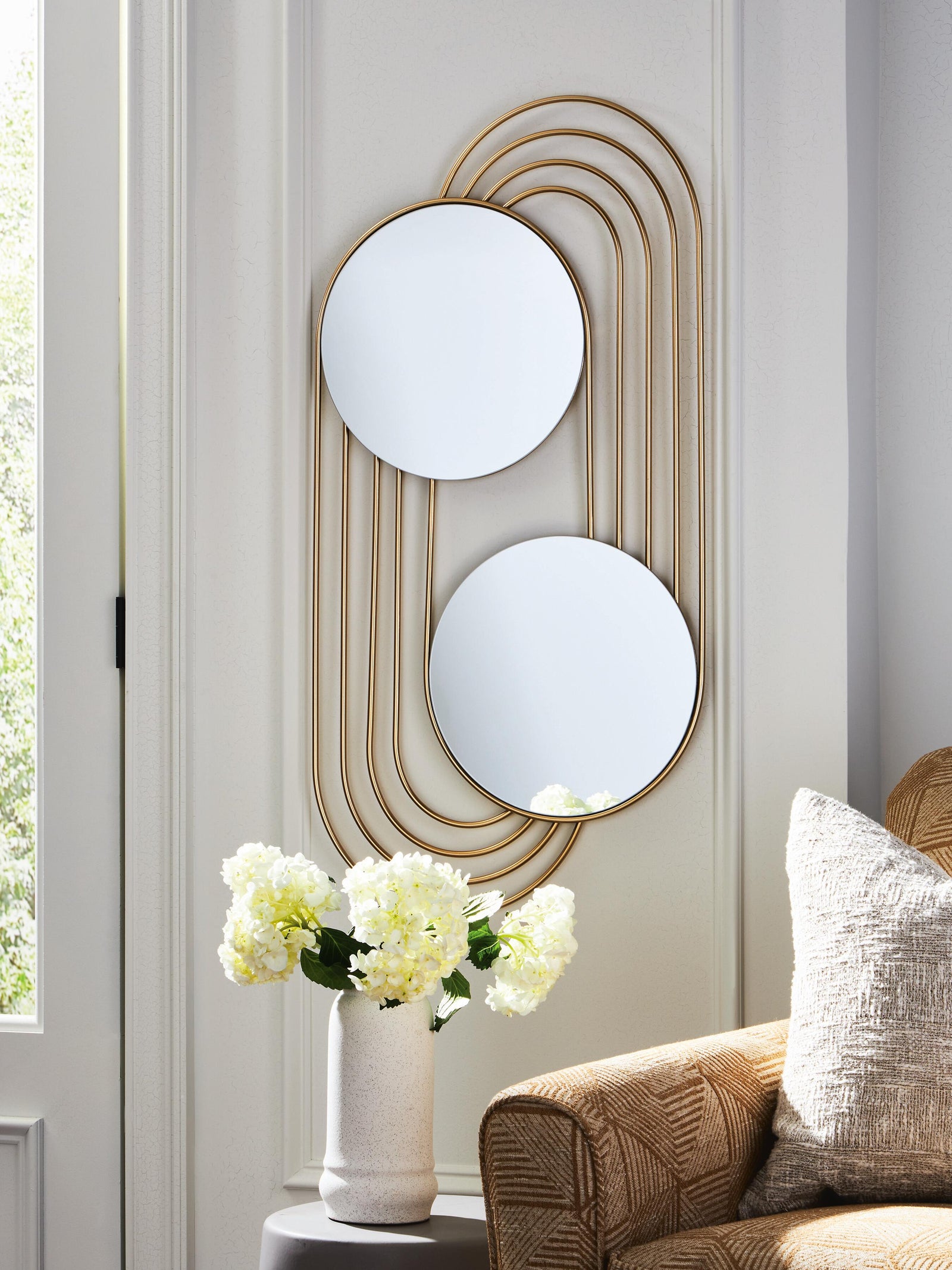 Warrenley Accent Mirror (A8010401-SI) - Image 2