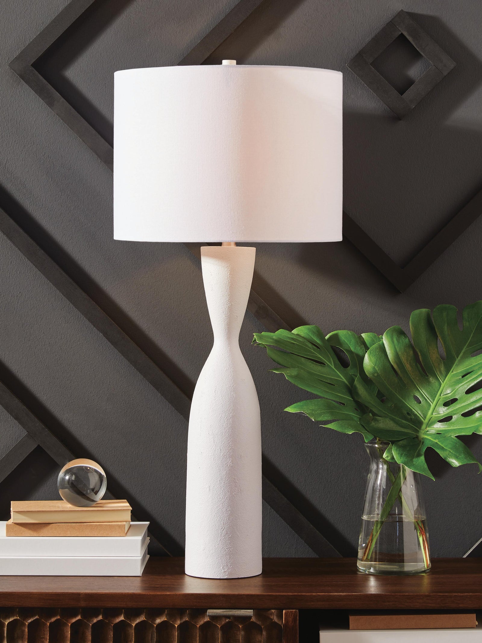 Davinford Table Lamp (L236004-SI) - Image 2