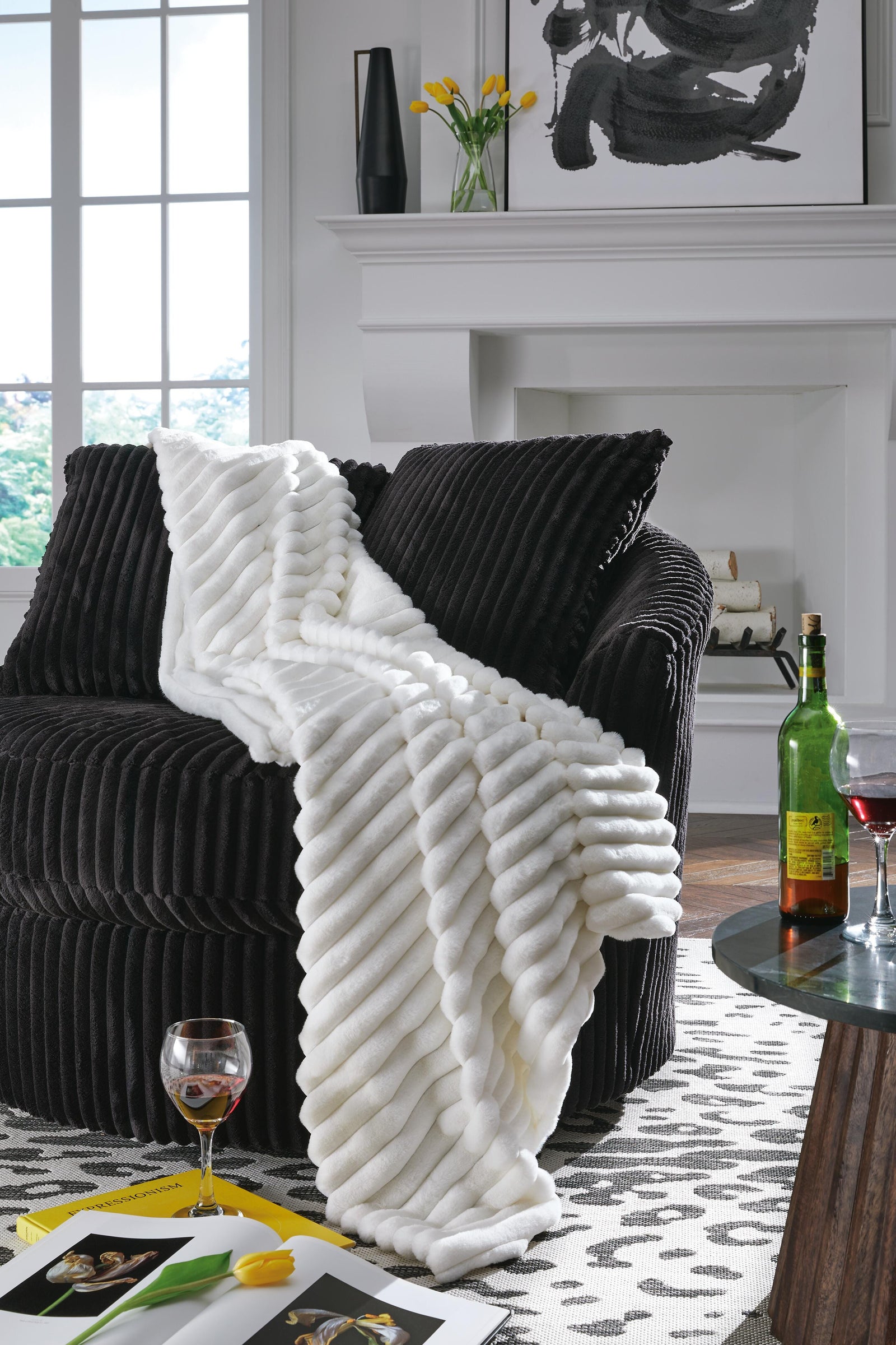 Alsonwell Throw (Set of 3) (A1001080-SI) - Image 3
