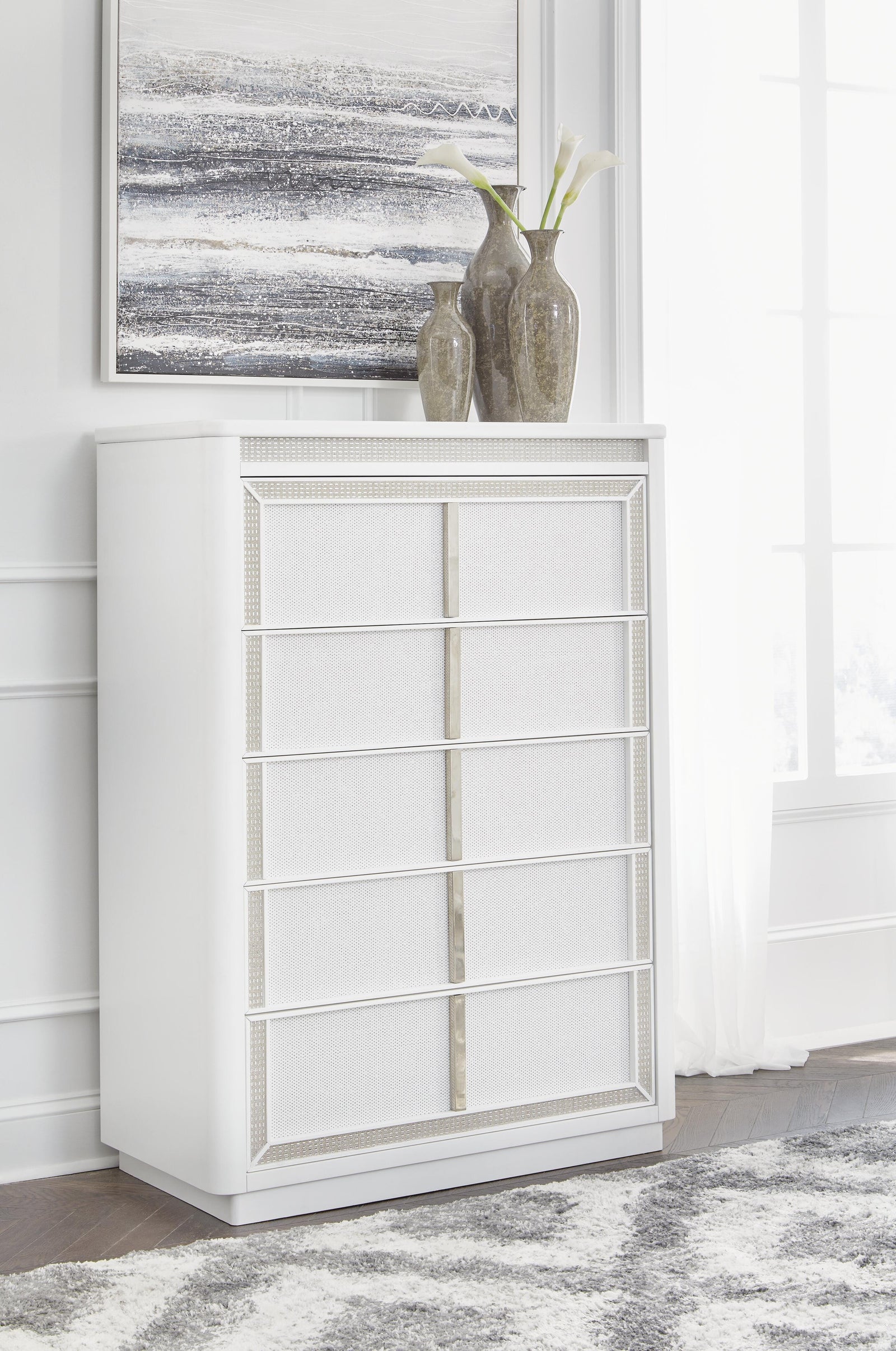 Chalanna Chest of Drawers - White (B822-SI) - Image 5