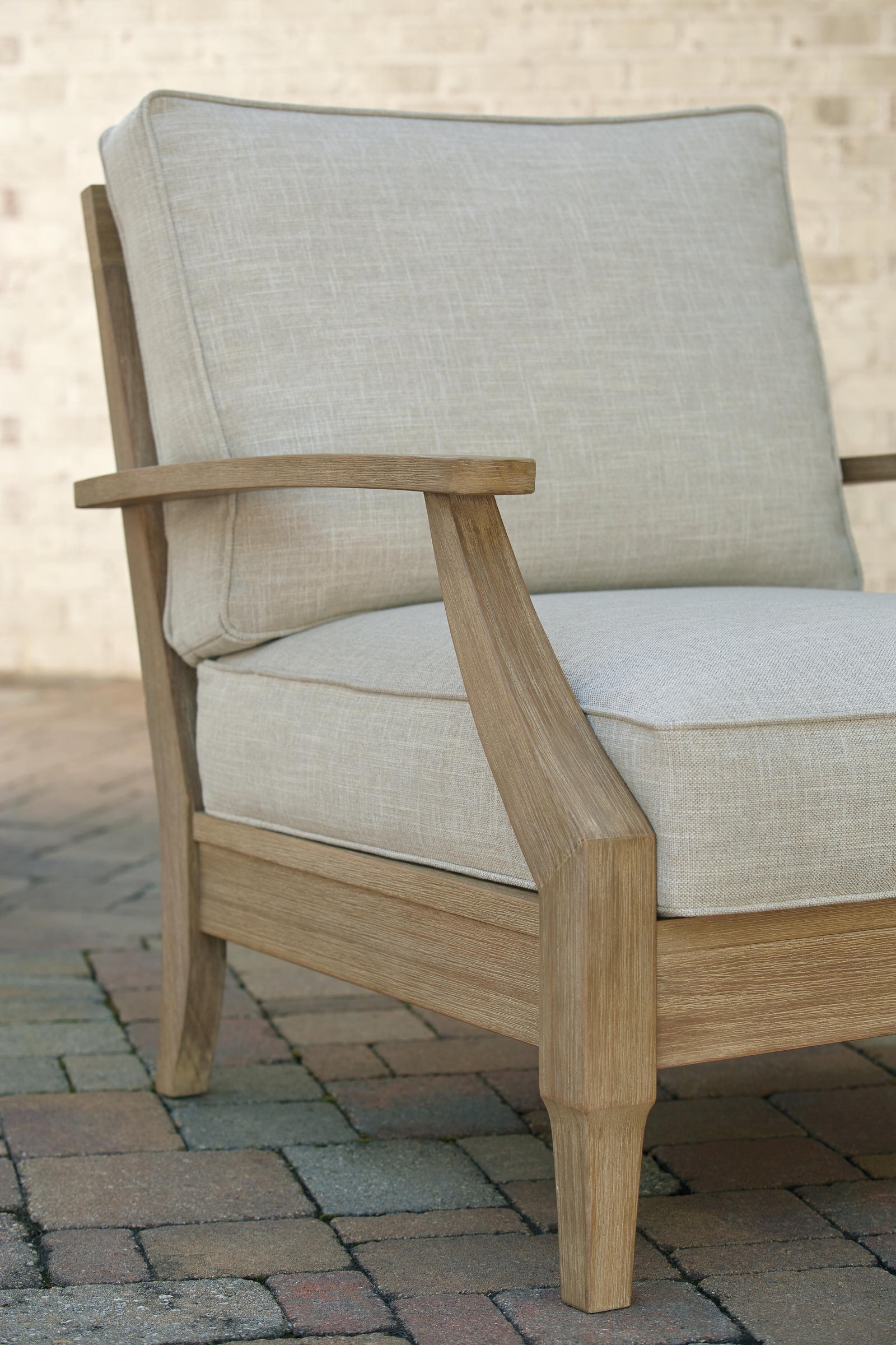 Clare View Right-Arm/Left-Arm Loveseat (P801-SI) - Image 28