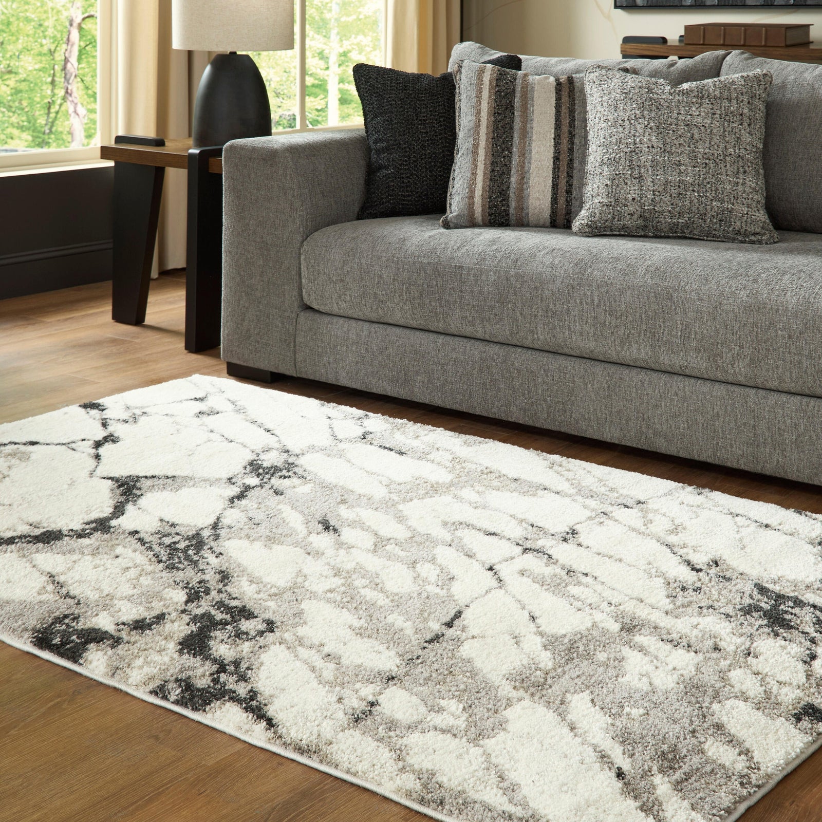 Worthbrook Large Rug (R40872-SI) - Image 3