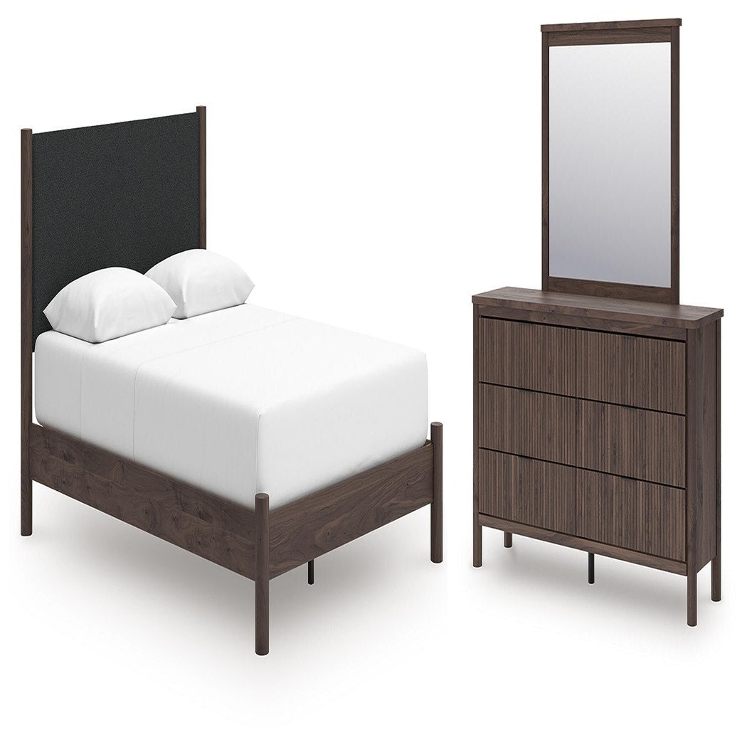 Pamytta Queen Upholstered Platform Bed, Dresser and Mirror (PCB2614-SI)