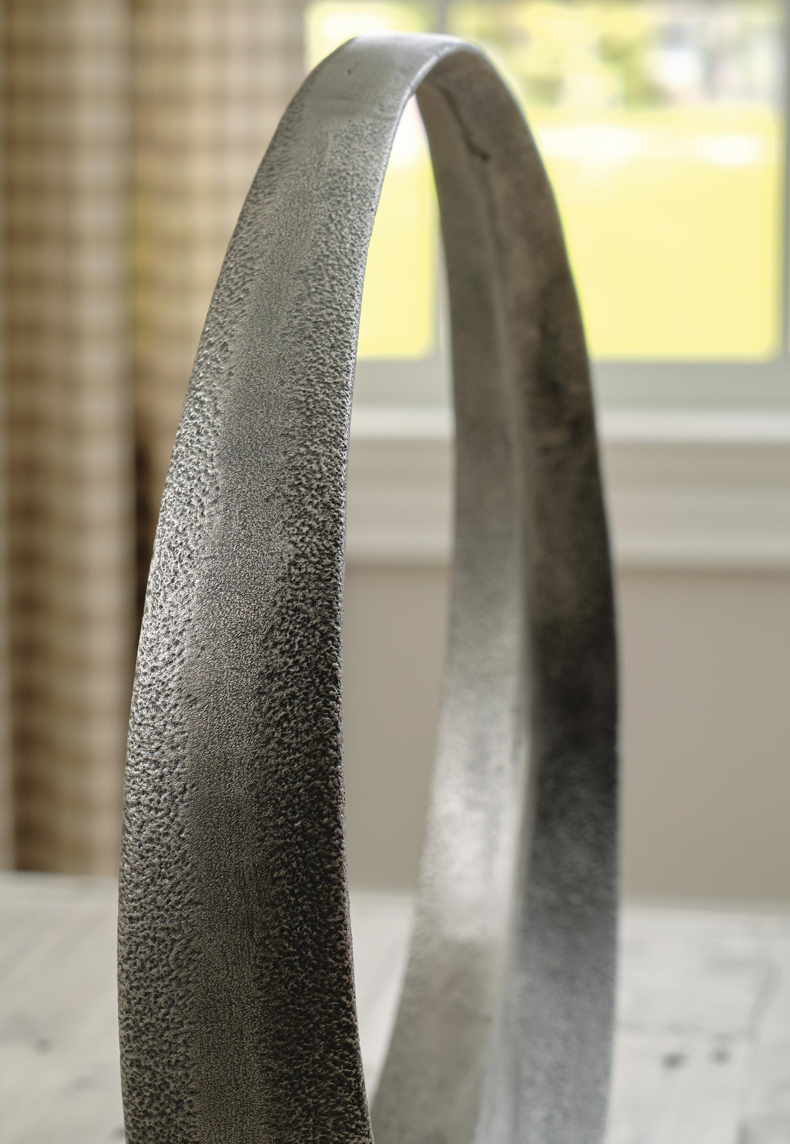 Ryandale Sculpture (Set of 2) (A2000502-SI) - Image 4
