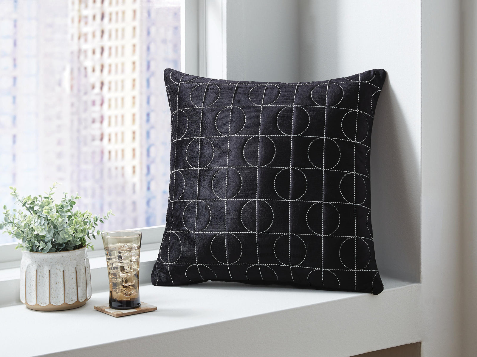 Kydner Pillow (Set of 4) (A1001108-SI) - Image 2