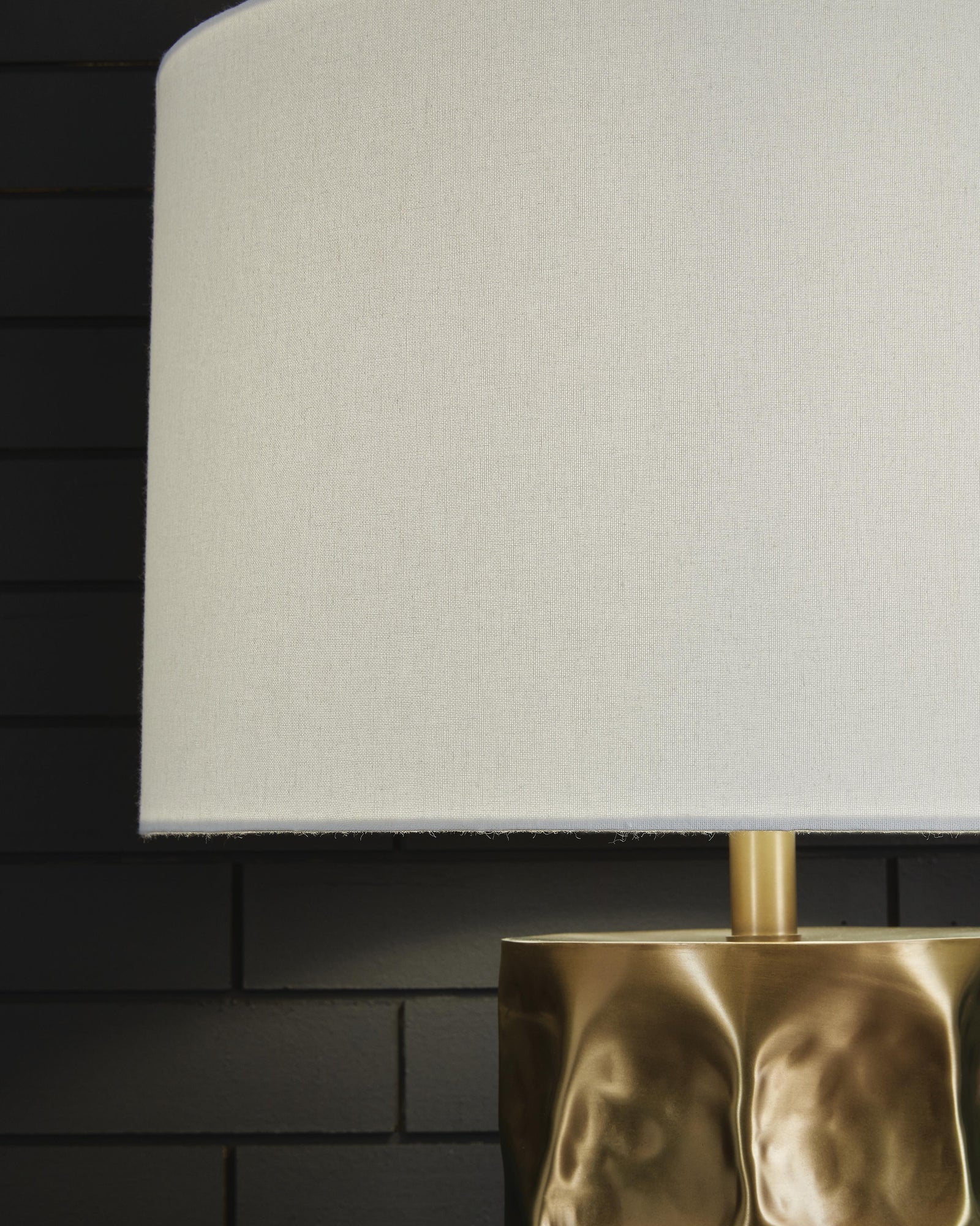 Marshawn Table Lamp (L207524-SI) - Image 3