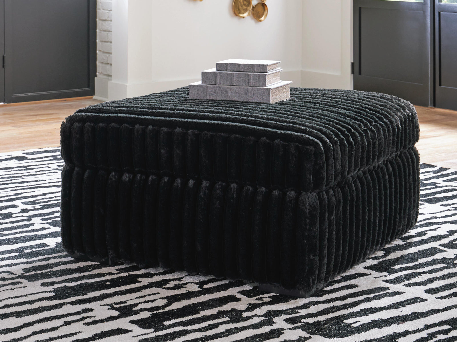 Midnight-Madness Right-Arm Facing Sofa (98103-SI) - Image 12