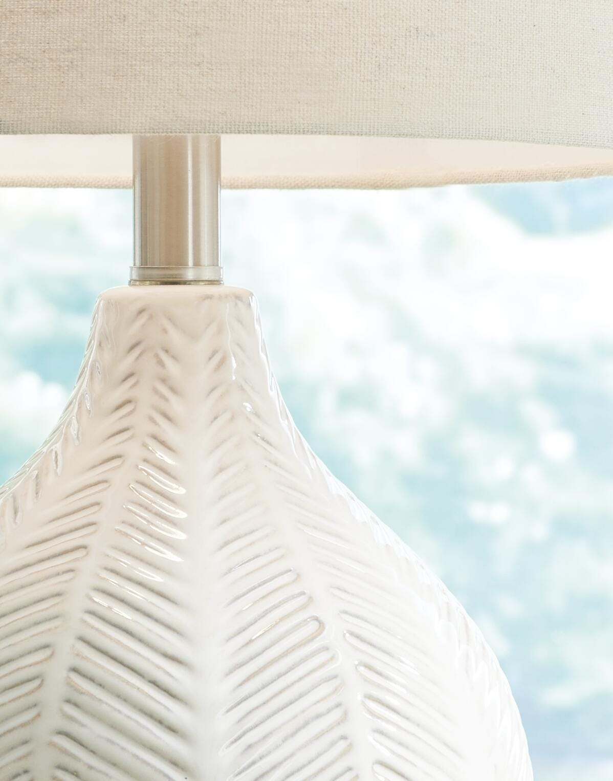 Rainermen Table Lamp (L180024-SI) - Image 3