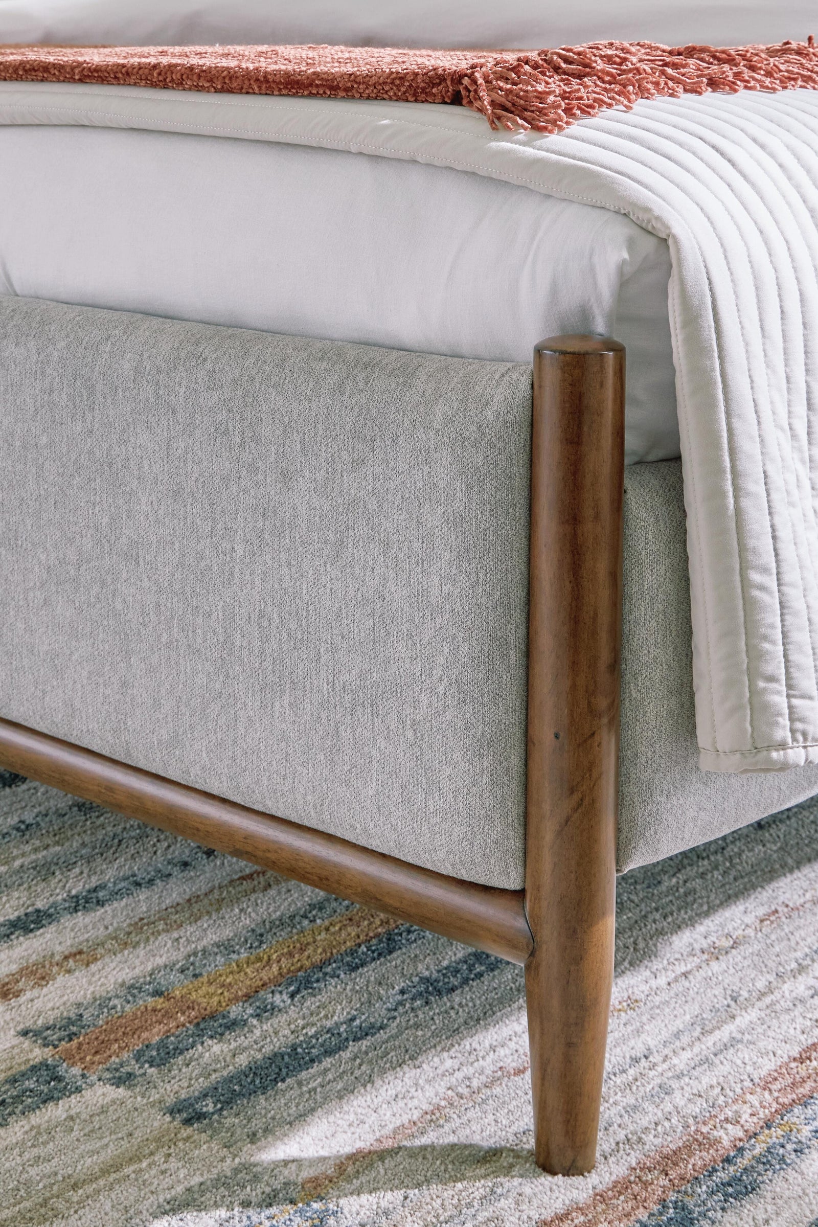 Lyncott Upholstered Bed, Dresser and Mirror - Brown (B615-SI) - Image 11