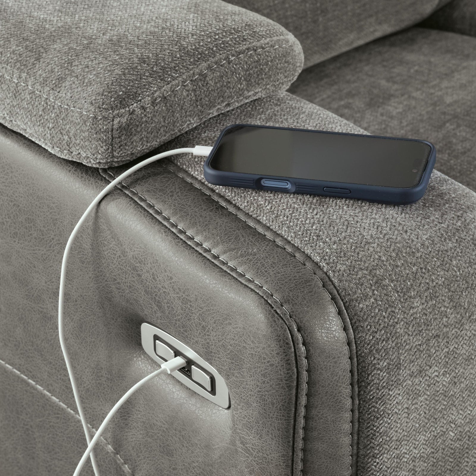 Mixed Motion Power Reclining Loveseat with Console (PC83505-SI) - Image 21
