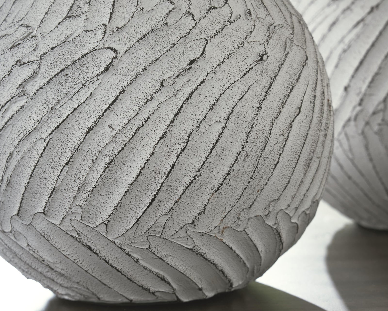 Shelvie Vase (A2000848-SI) - Image 3