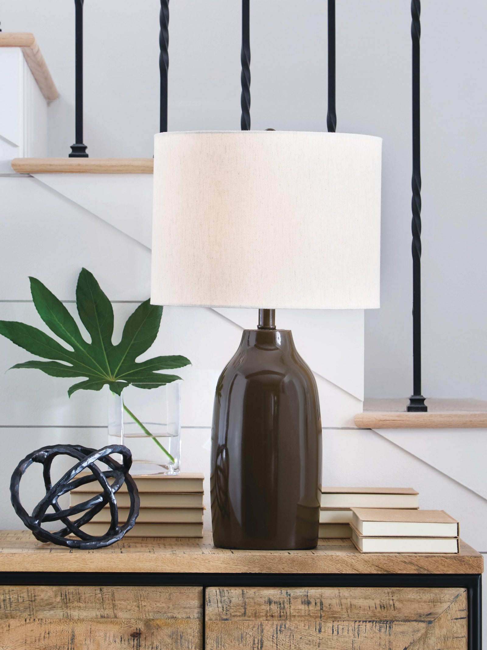 Jyler Table Lamp (L100904-SI) - Image 2