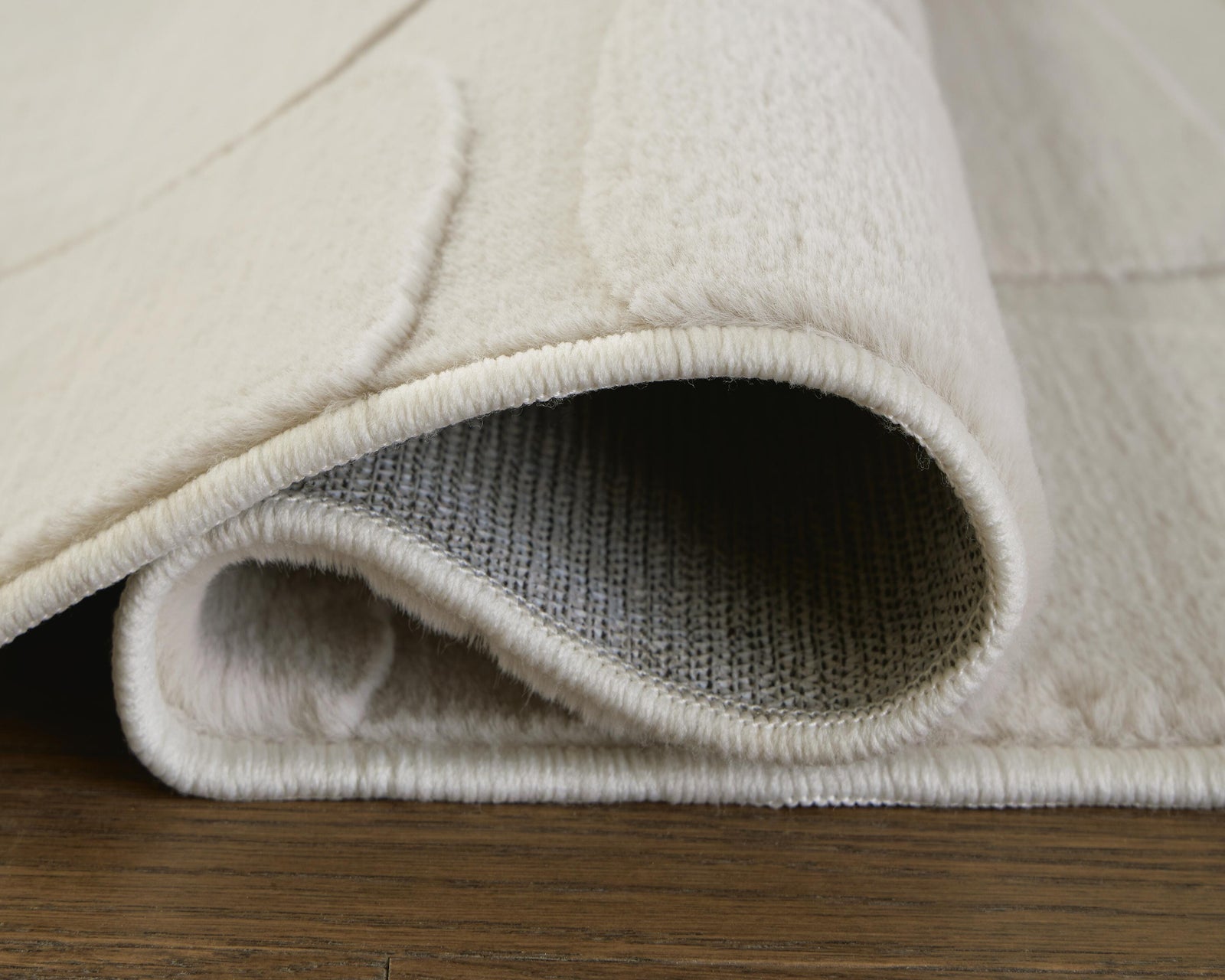 Malvinsboro Washable 5 x 7 Area Rug (R40744-SI) - Image 4