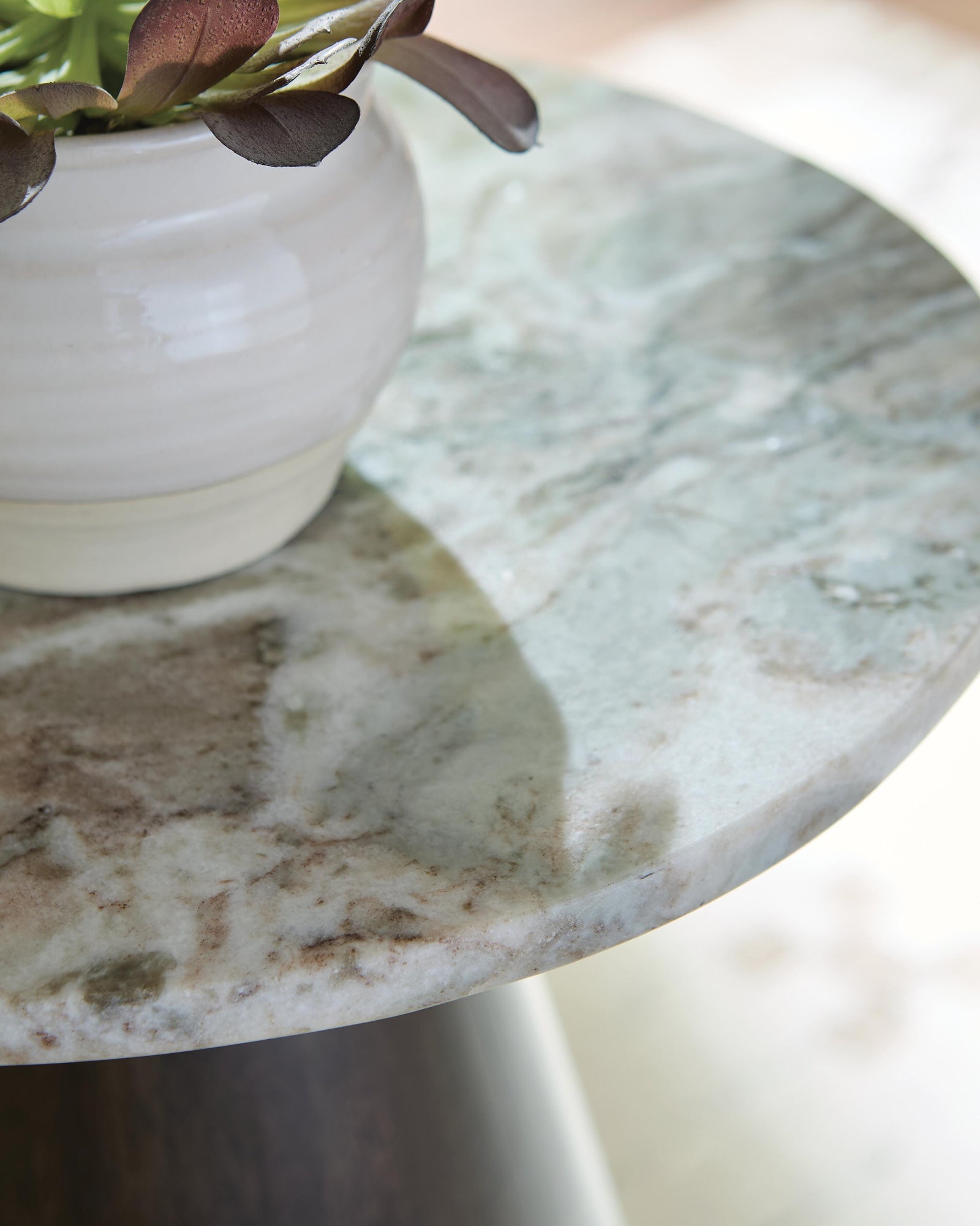 Waltnor Accent Table (A4000720-SI) - Image 3