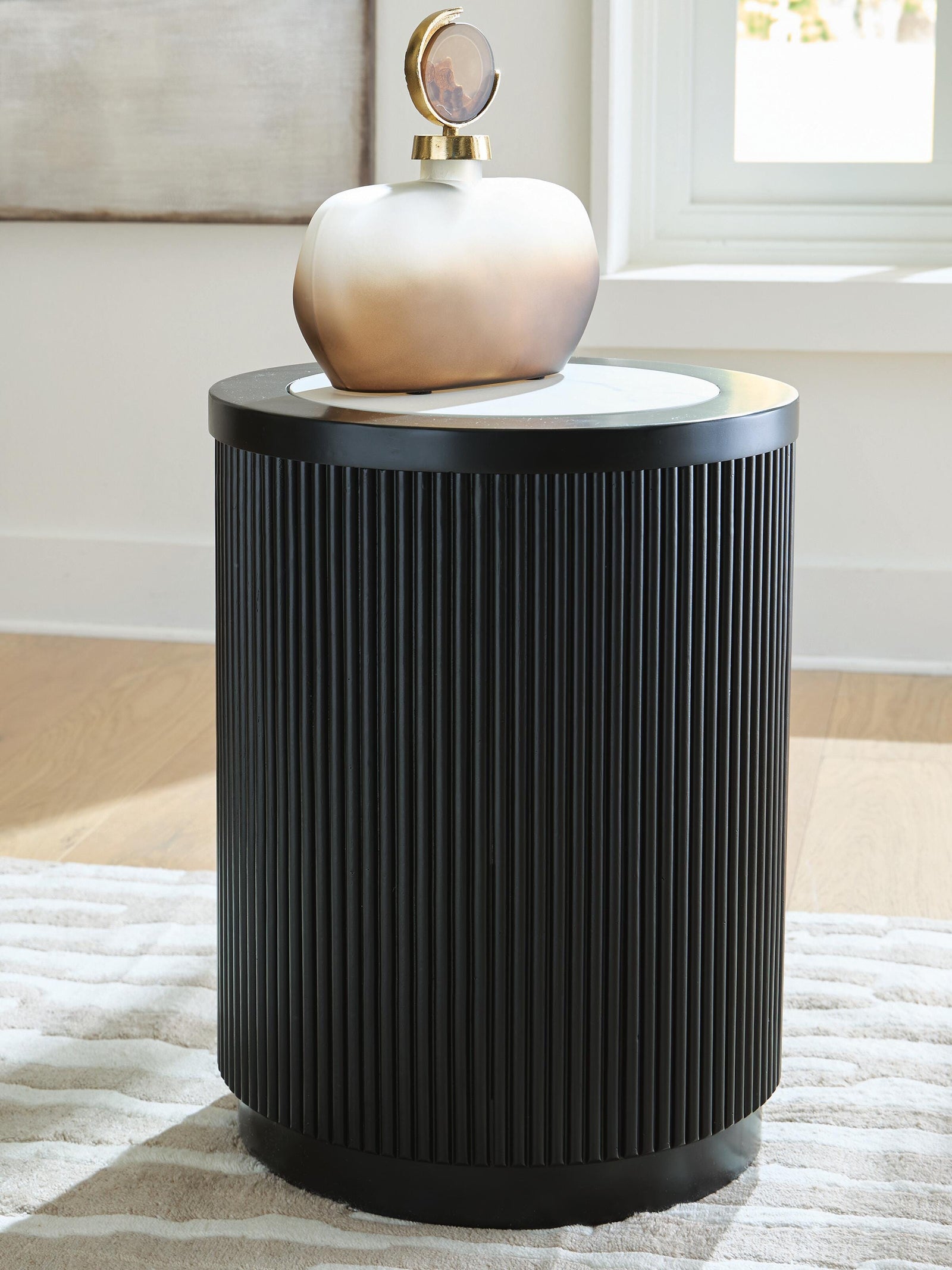 Grayman End Table - Black (T650-SI) - Image 2