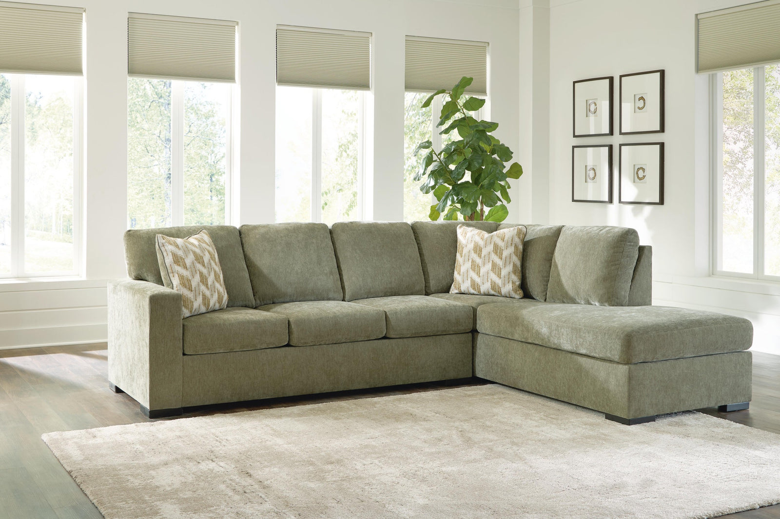 Bridgepoint 2-Piece Sectional with Chaise (PC69505-SI) - Image 3