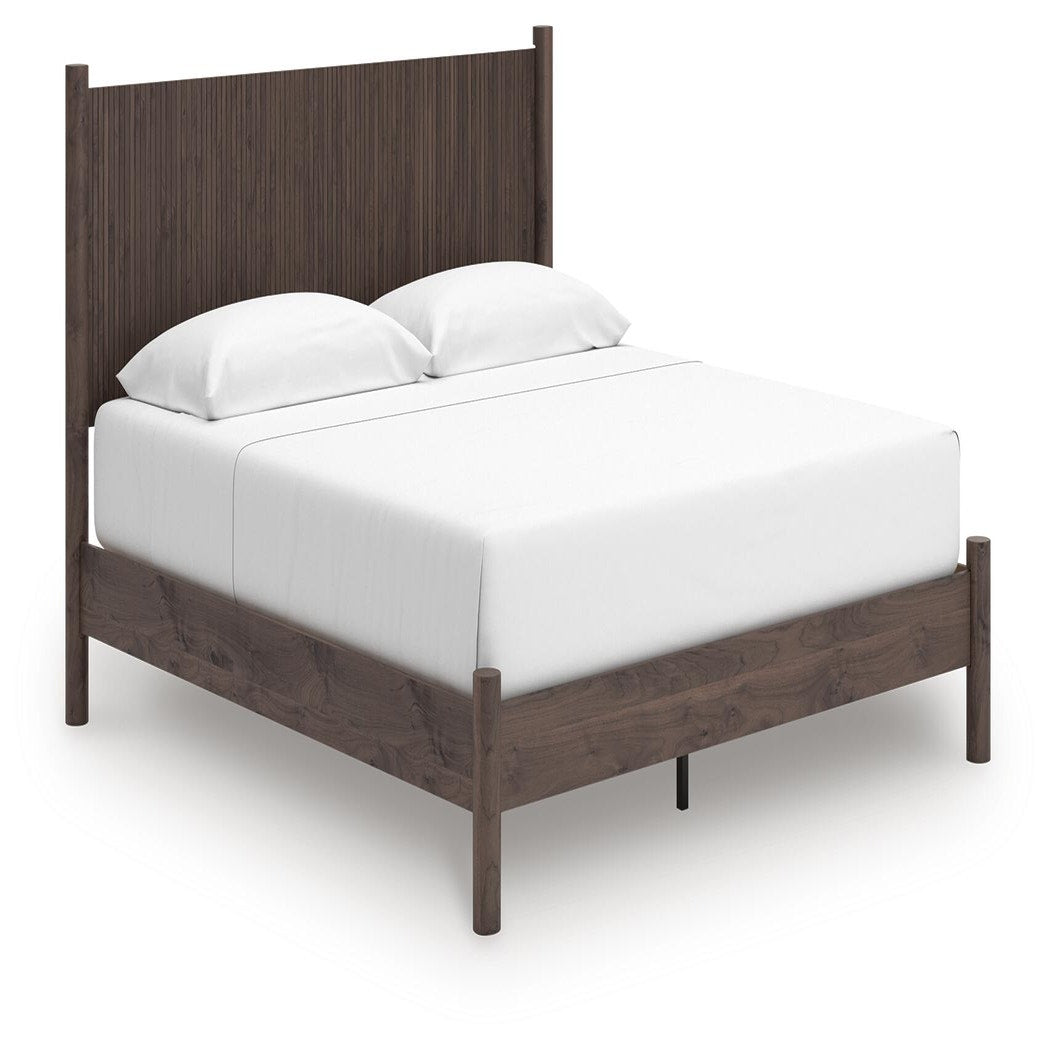 Pamytta King Panel Platform Bed (PCB2614-SI)