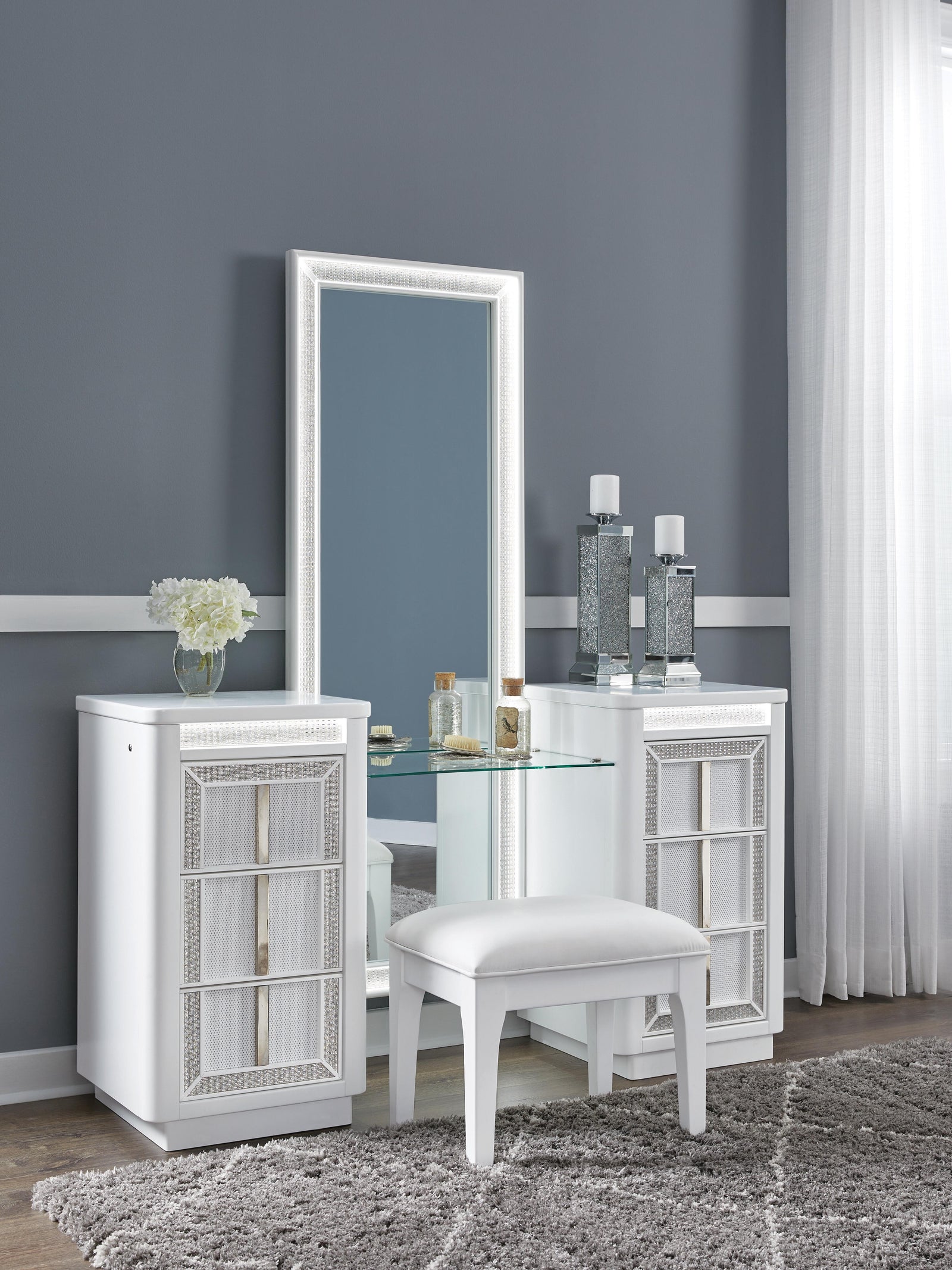 Chalanna Vanity with Mirror (Youth) - White (B822-SI) - Image 5