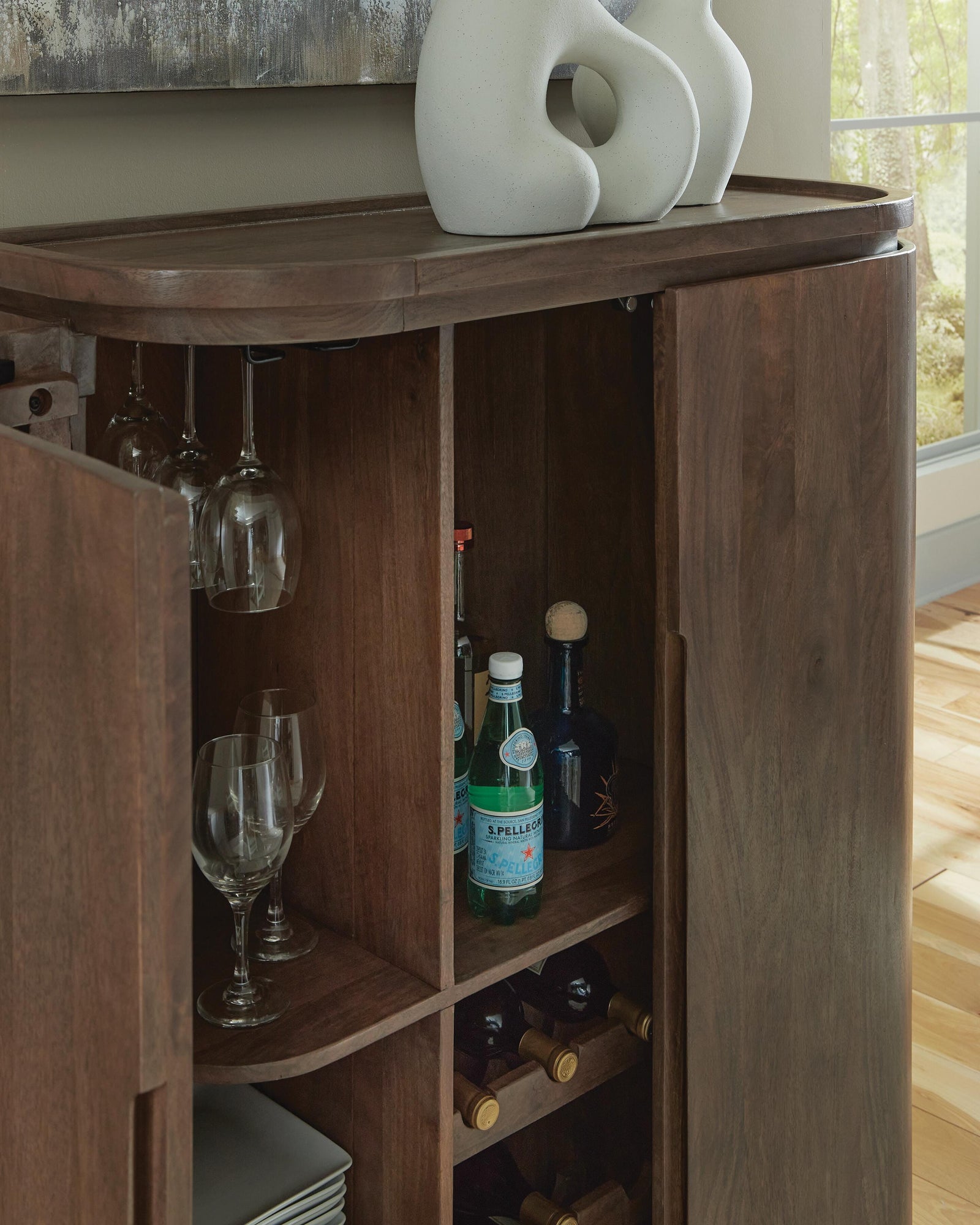Landermont Bar Cabinet (A4000697-SI) - Image 6