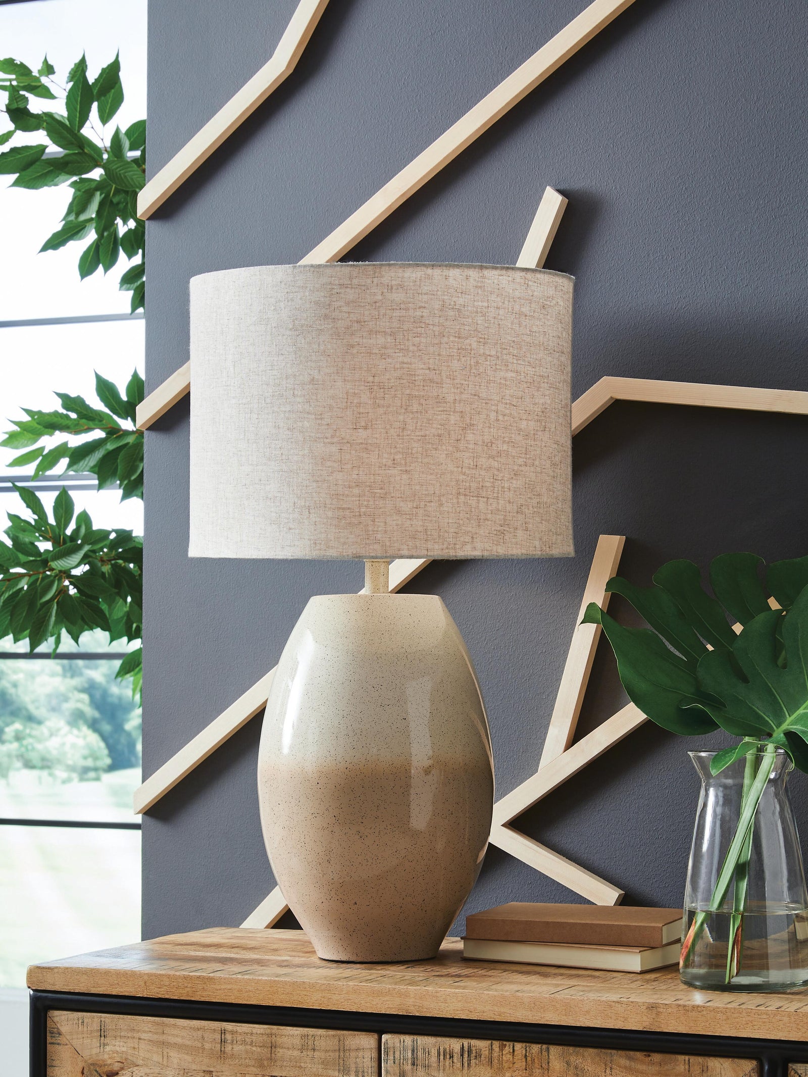 Linas Table Lamp (L207594-SI) - Image 2