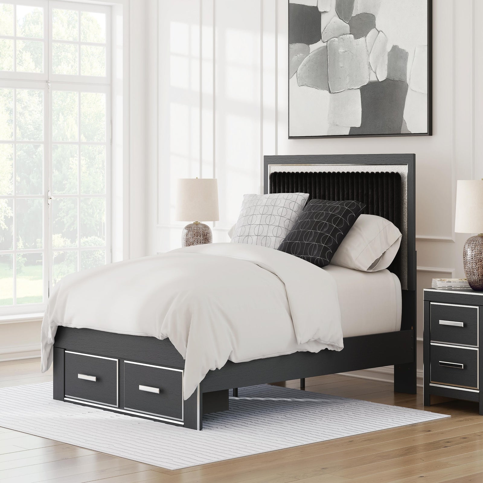 Zuraleus Queen Upholstered Panel Platform Storage Bed (PCB3380-SI) - Image 9