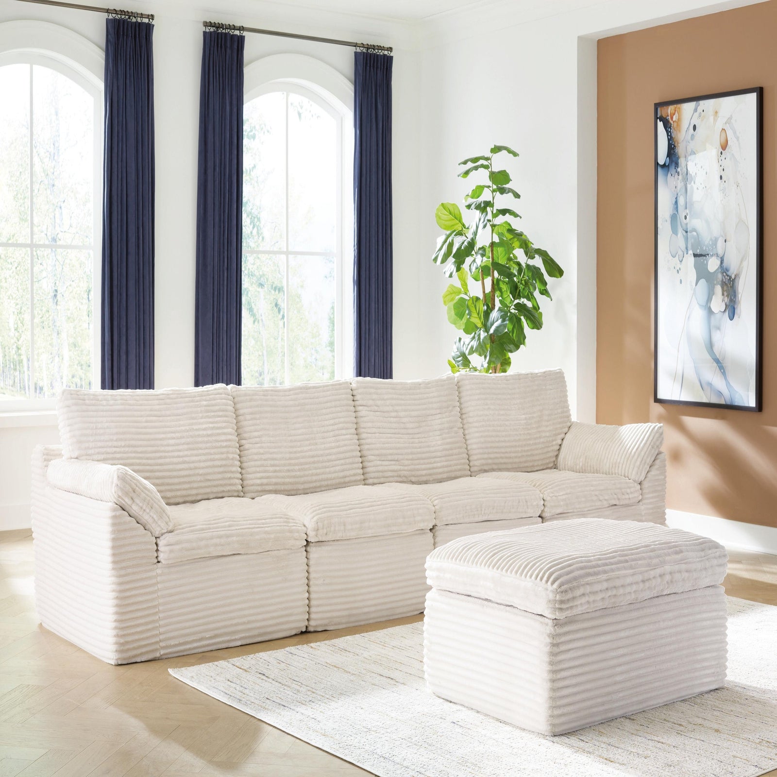 Fannin 4-Piece Sectional with Ottoman (PC84304-SI) - Image 3
