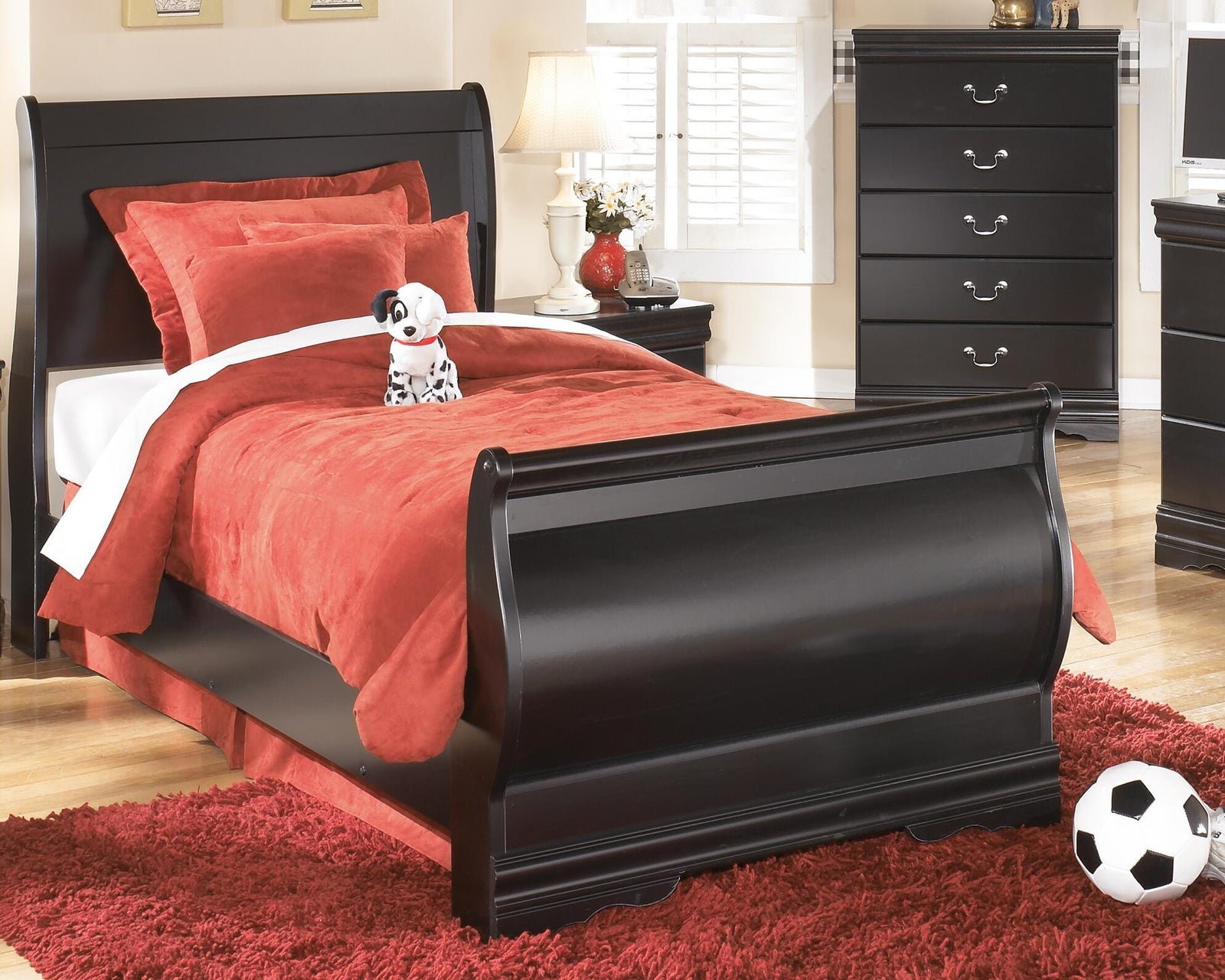 Huey Vineyard Sleigh Bed (Youth) - Black (B128-SI) - Image 3