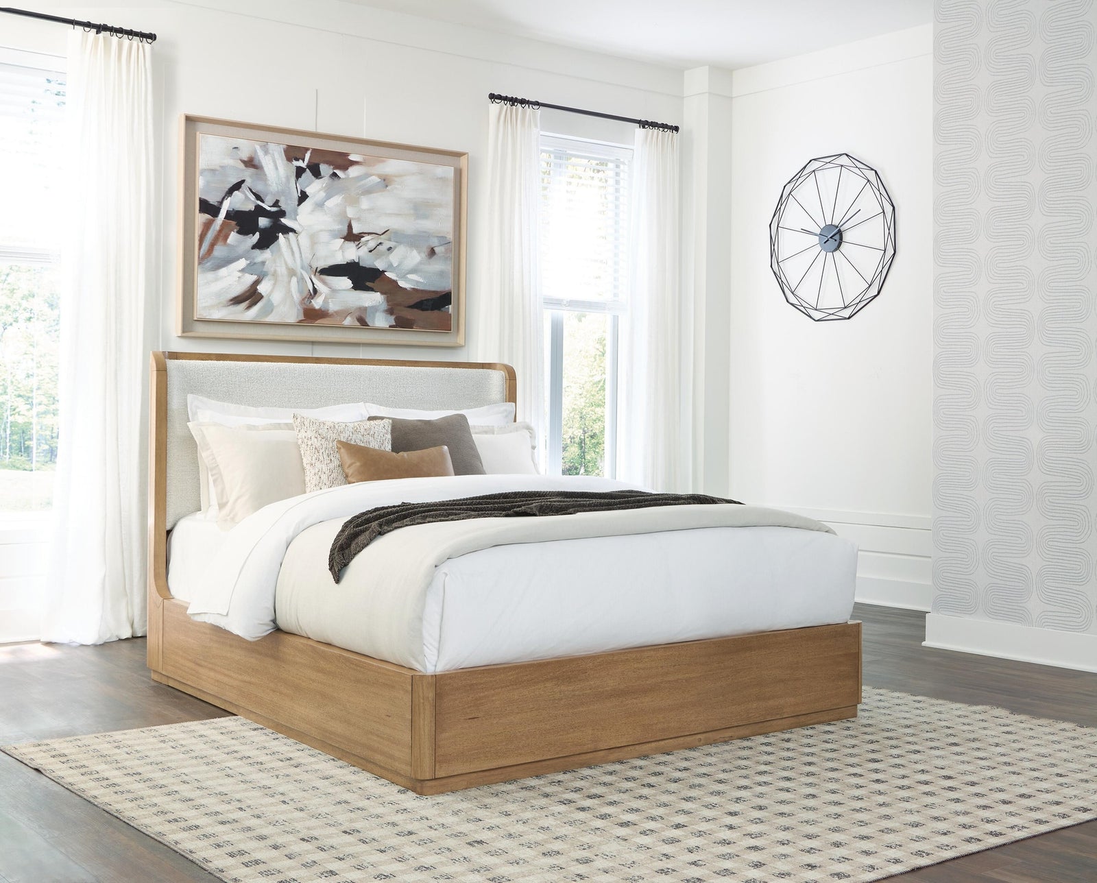 Pamaria Queen Upholstered Bed (PCB802-SI) - Image 6