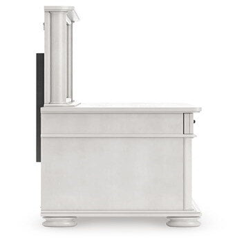 Rowlenstown Queen Poster Bed, Dresser and Mirror (PCB823-SI) - Image 5