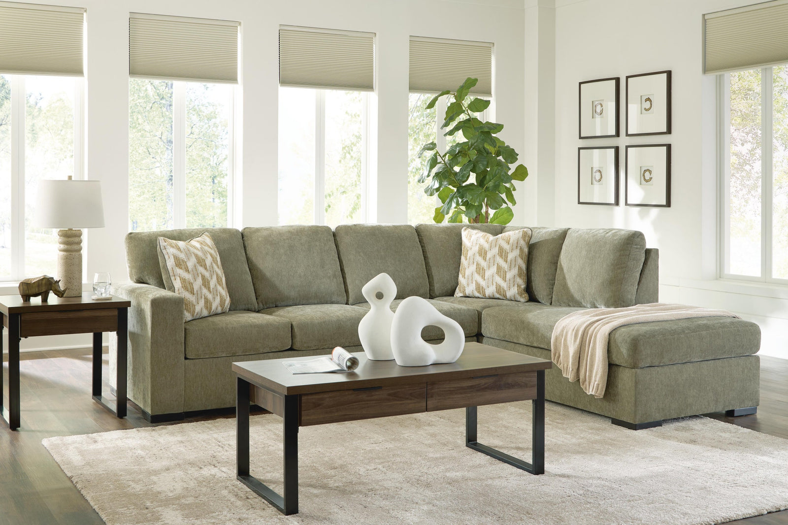 Bridgepoint 2-Piece Sectional with Chaise (PC69505-SI) - Image 4