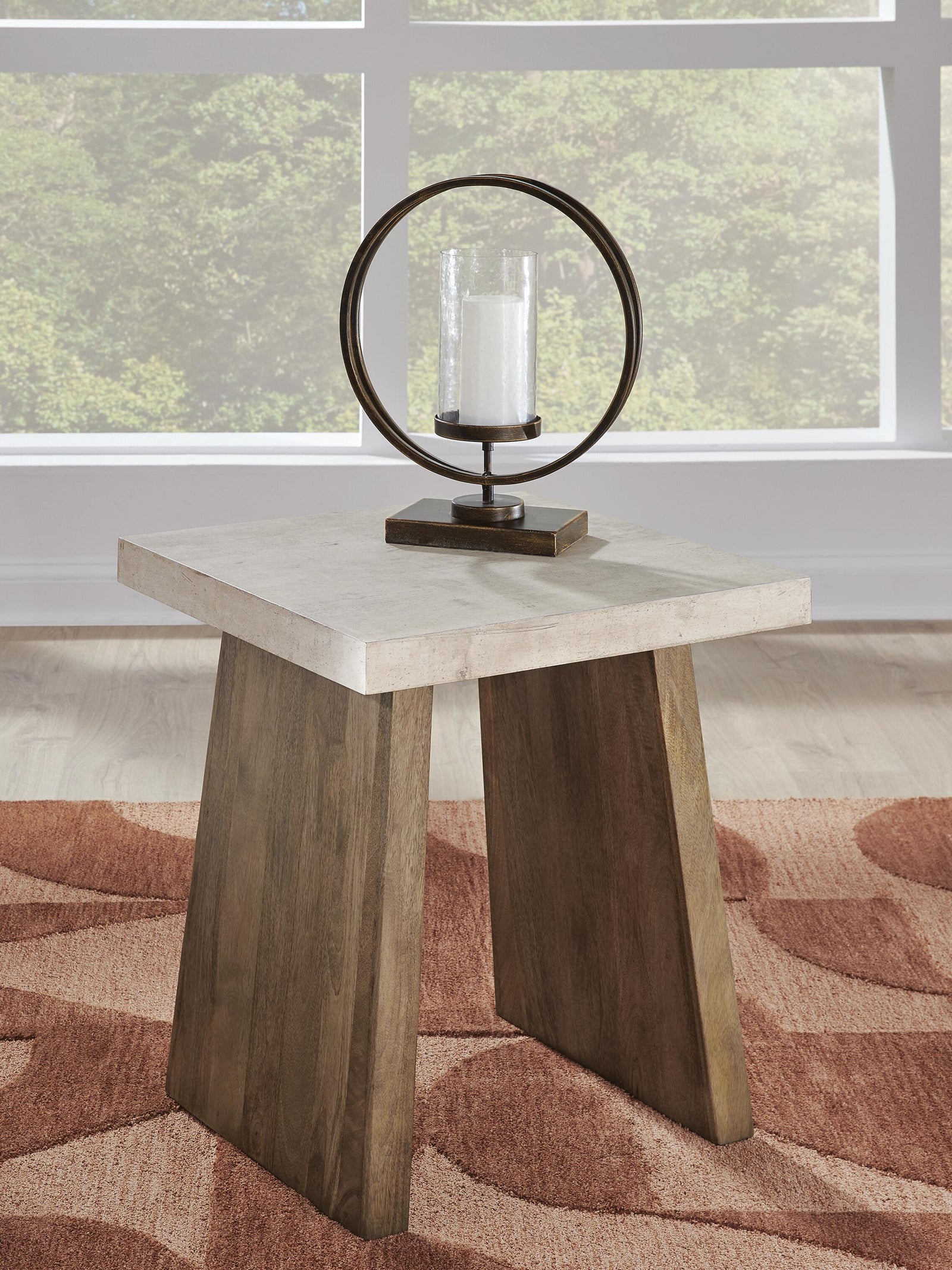 Brendalhouse End Table - Light Brown (T642-SI) - Image 2