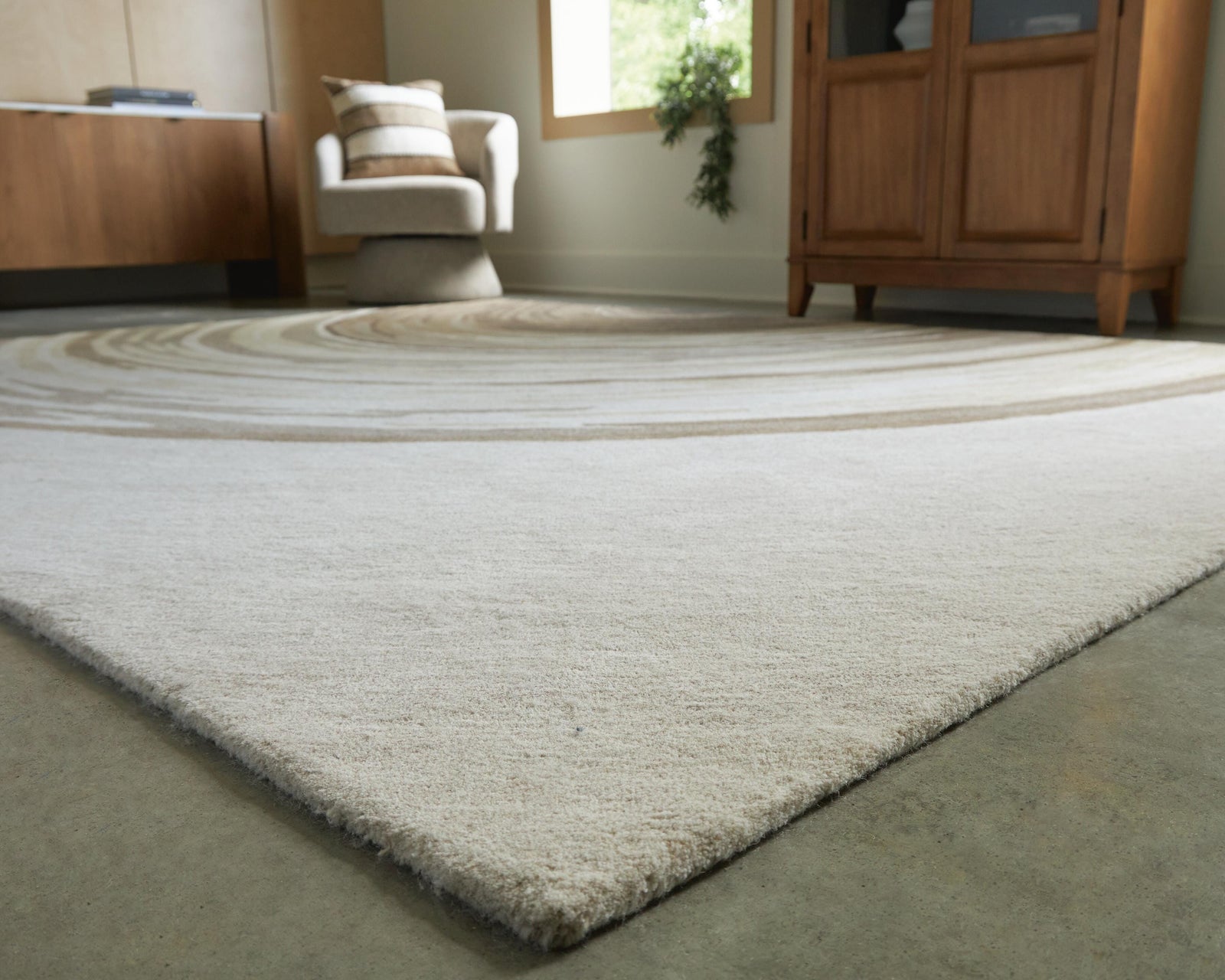Rizwana 76 x 10 Area Rug (R40776-SI) - Image 5