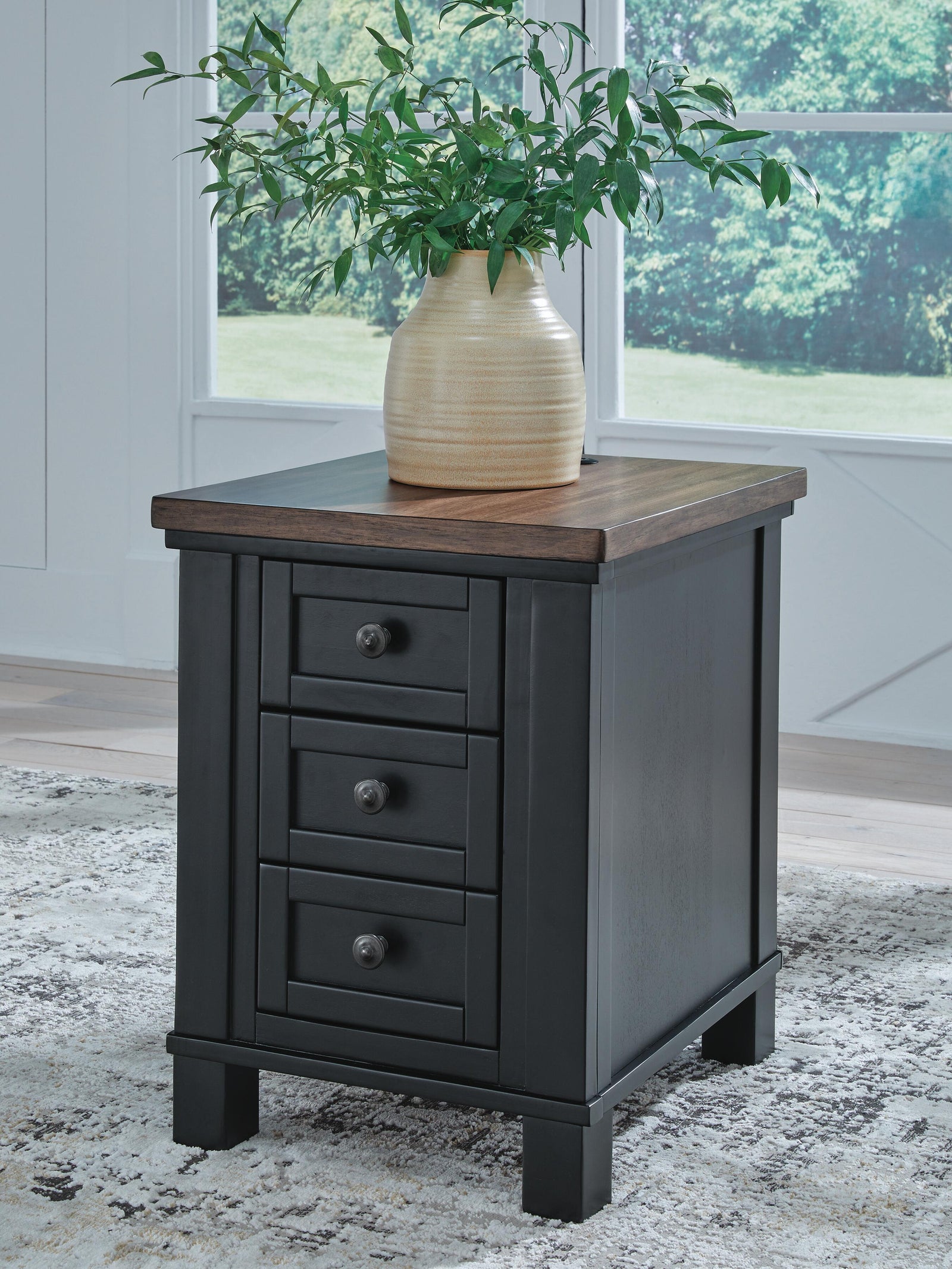 Wildenauer Chairside End Table - Brown/Black (T664-SI) - Image 2