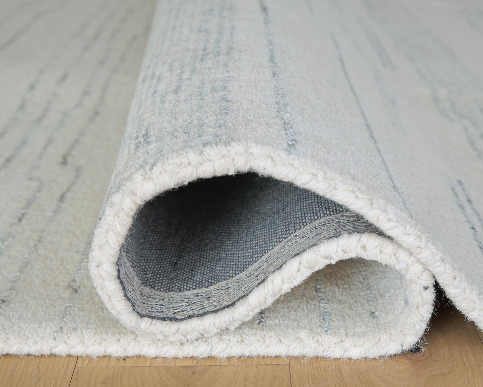 Genemost 78 x 10 Area Rug (R40784-SI) - Image 6