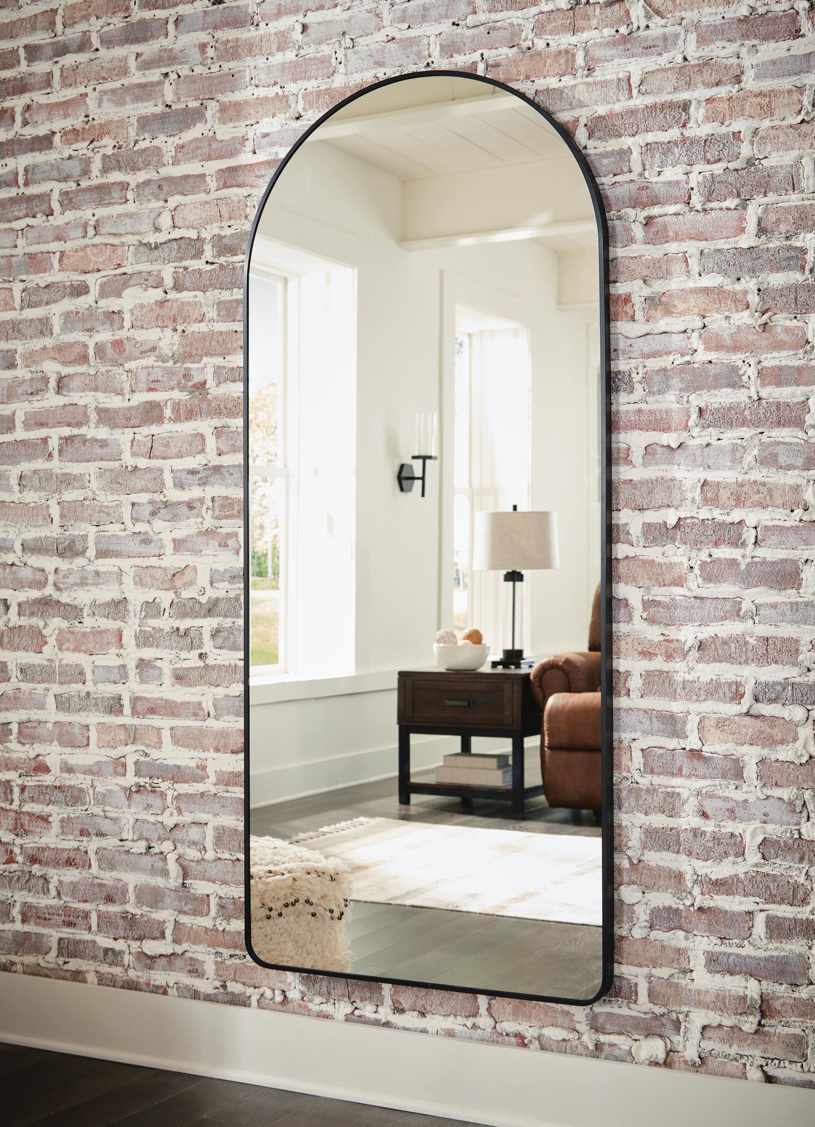 Sethall Floor Mirror (A8010307-SI) - Image 4