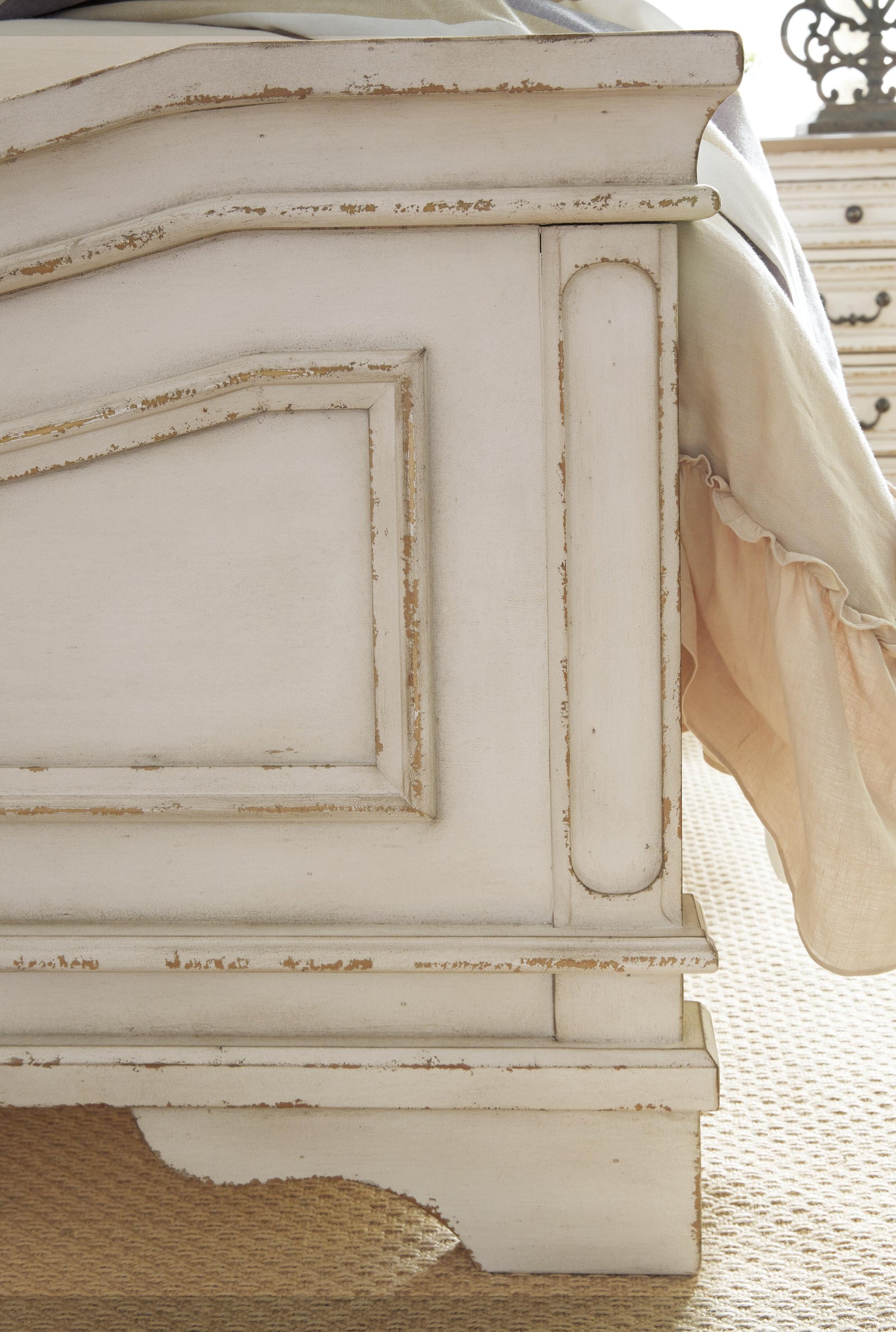 Realyn Panel Bed, Dresser, Mirror, Chest, Vanity and Nightstand - Two-tone (B743-SI) - Image 18