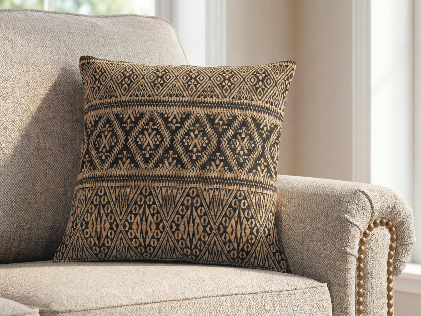 Davinwood Pillow (Set of 4) (A1001186-SI) - Image 2