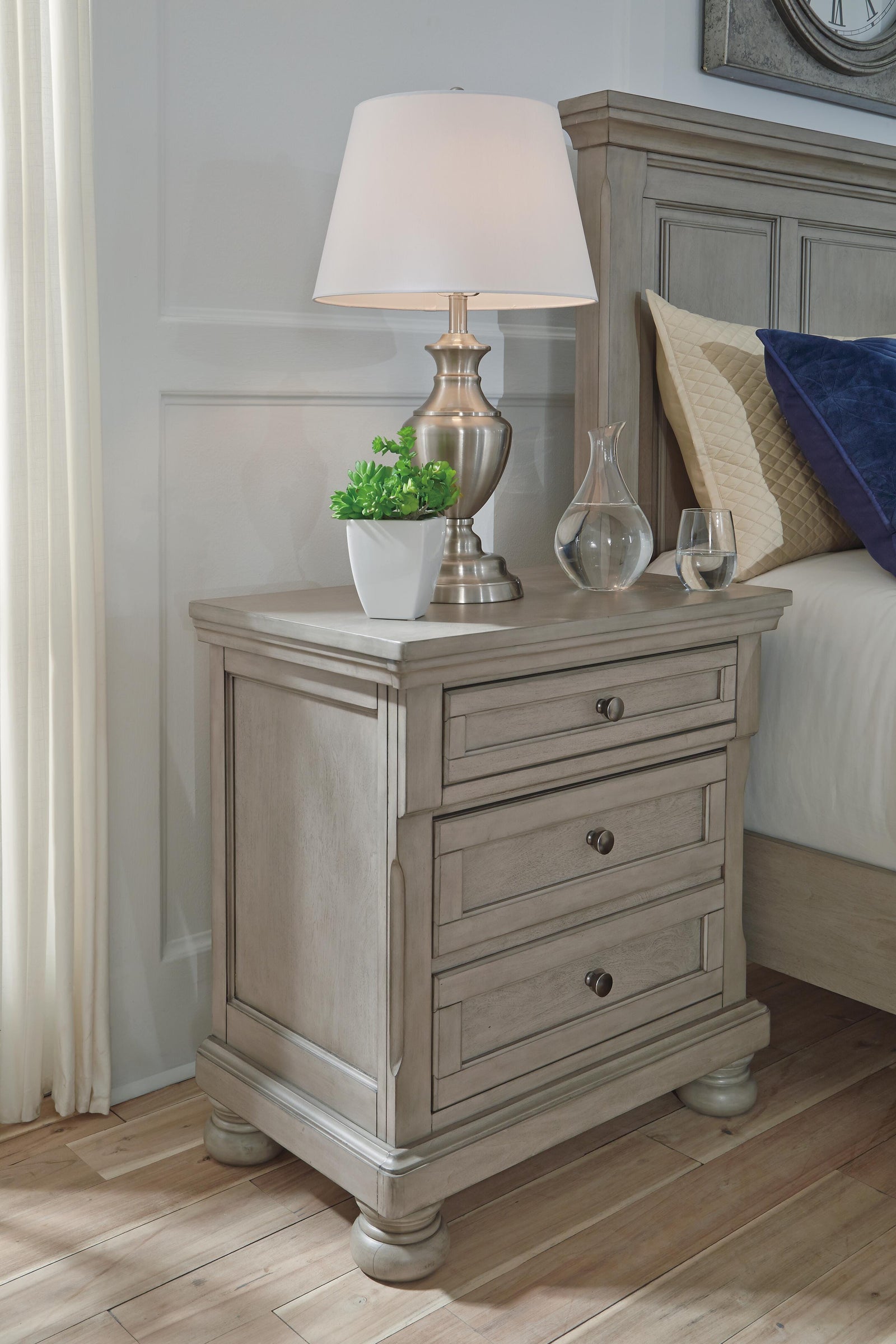 Lettner Nightstand - Light Gray (B733-SI) - Image 2