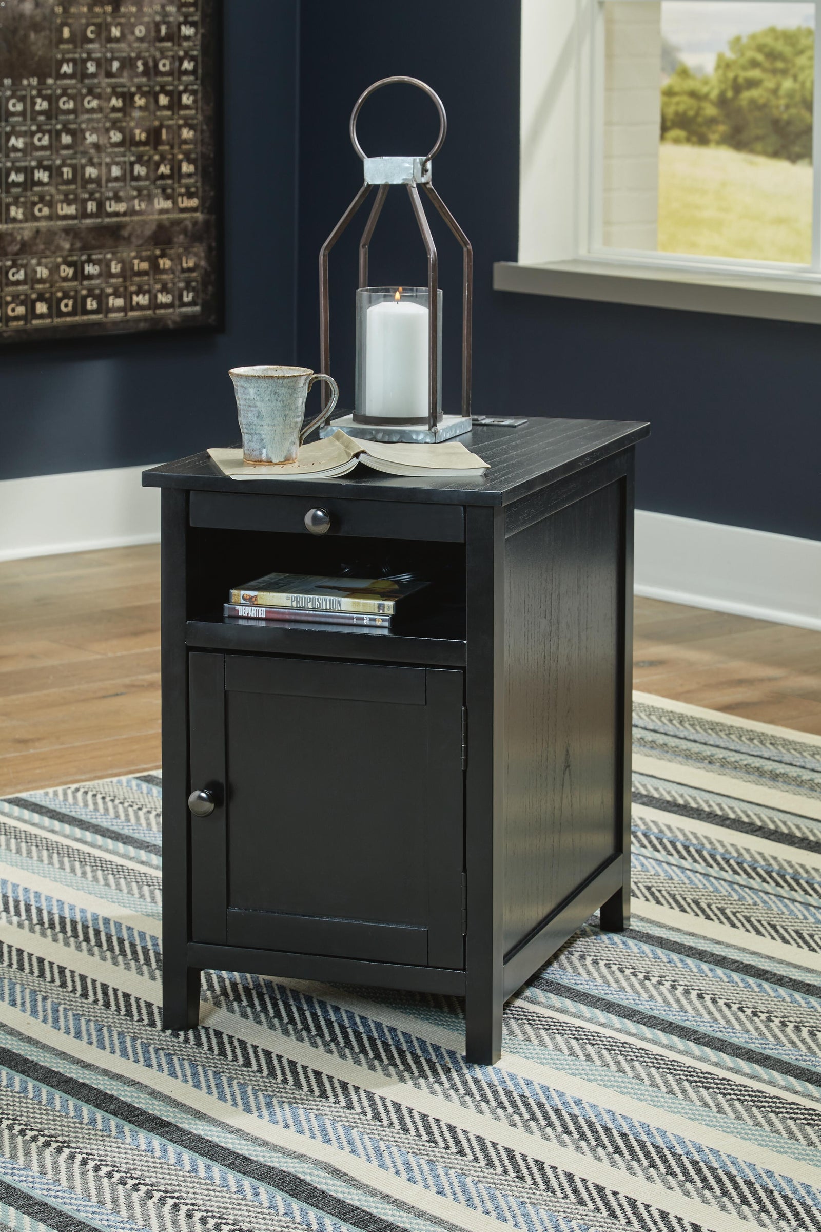 Treytown Chairside End Table - Black (T300-SI) - Image 6