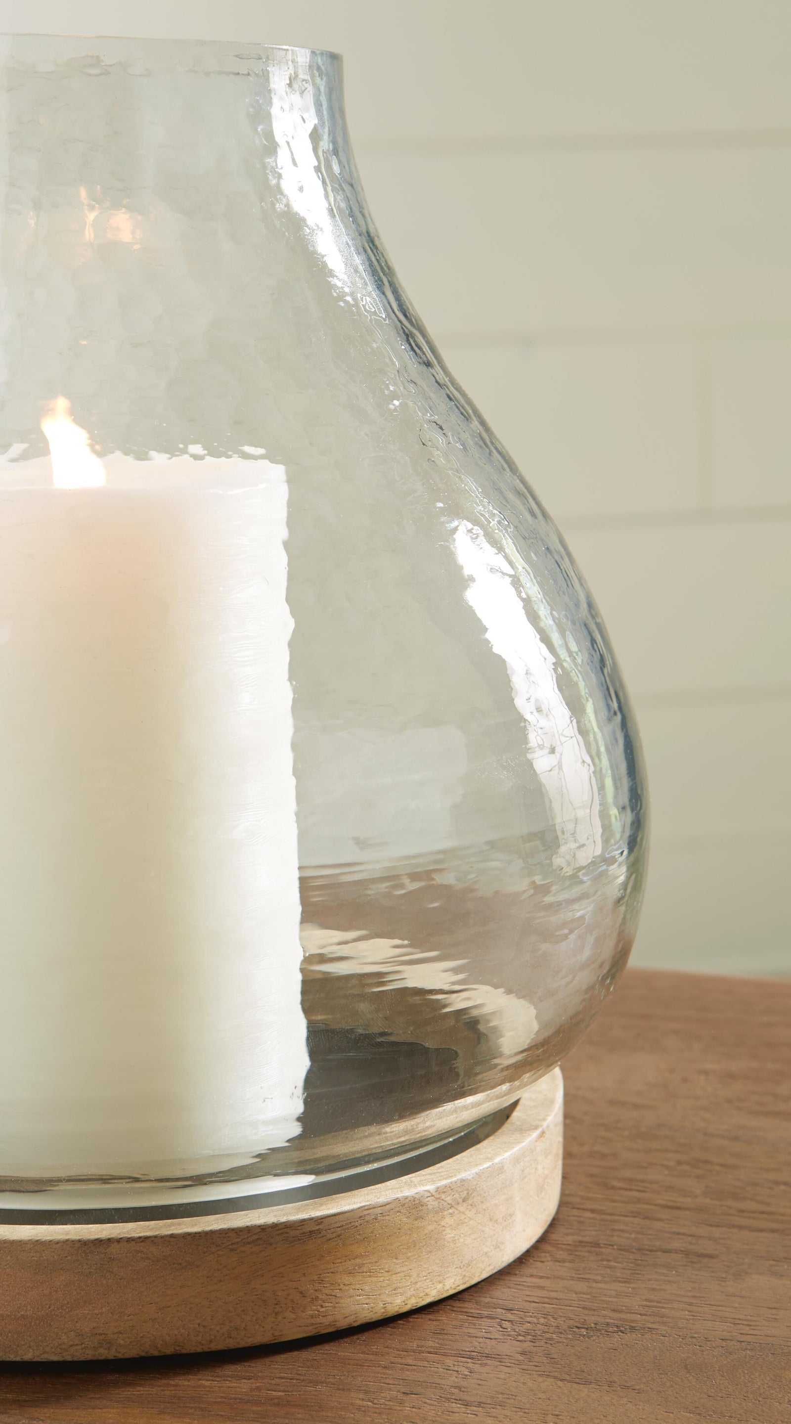 Adalisen Candle Holder (A2000679-SI) - Image 3