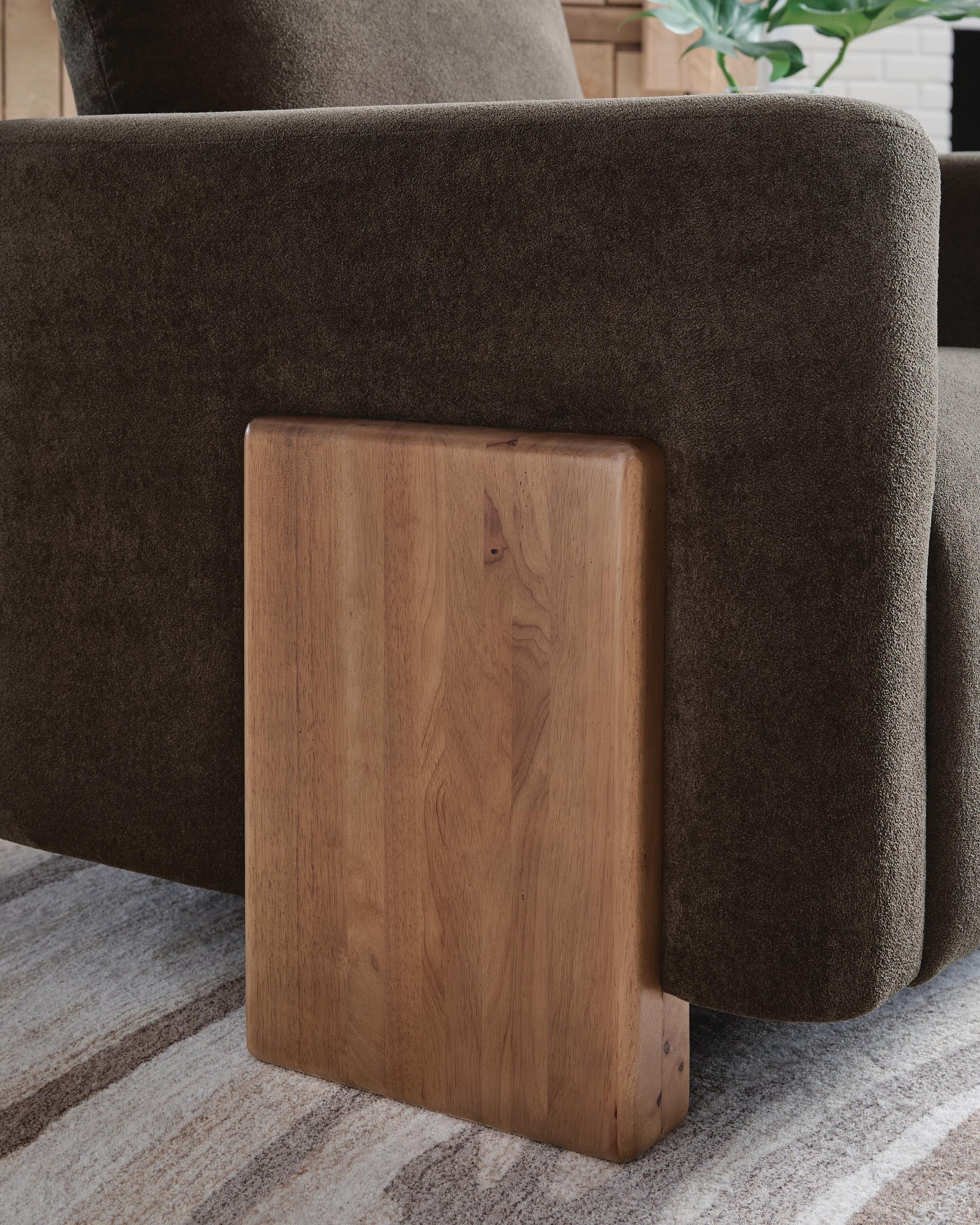 Dairlett Accent Chair (A3000746-SI) - Image 6